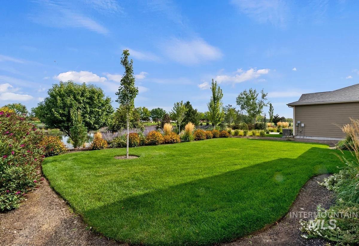 12124 W Kind Ln, Kuna, Idaho 83634-2623, 3 Bedrooms, 2.5 Bathrooms, Residential For Sale, Price $799,000, 98970403