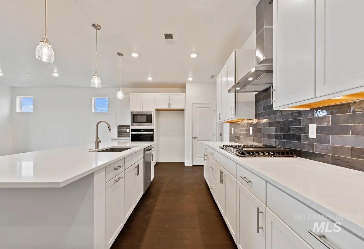 11691 S Glory Ln, Kuna, Idaho 83634, 2 Bedrooms, 2 Bathrooms, Residential For Sale, Price $549,000, 98970404