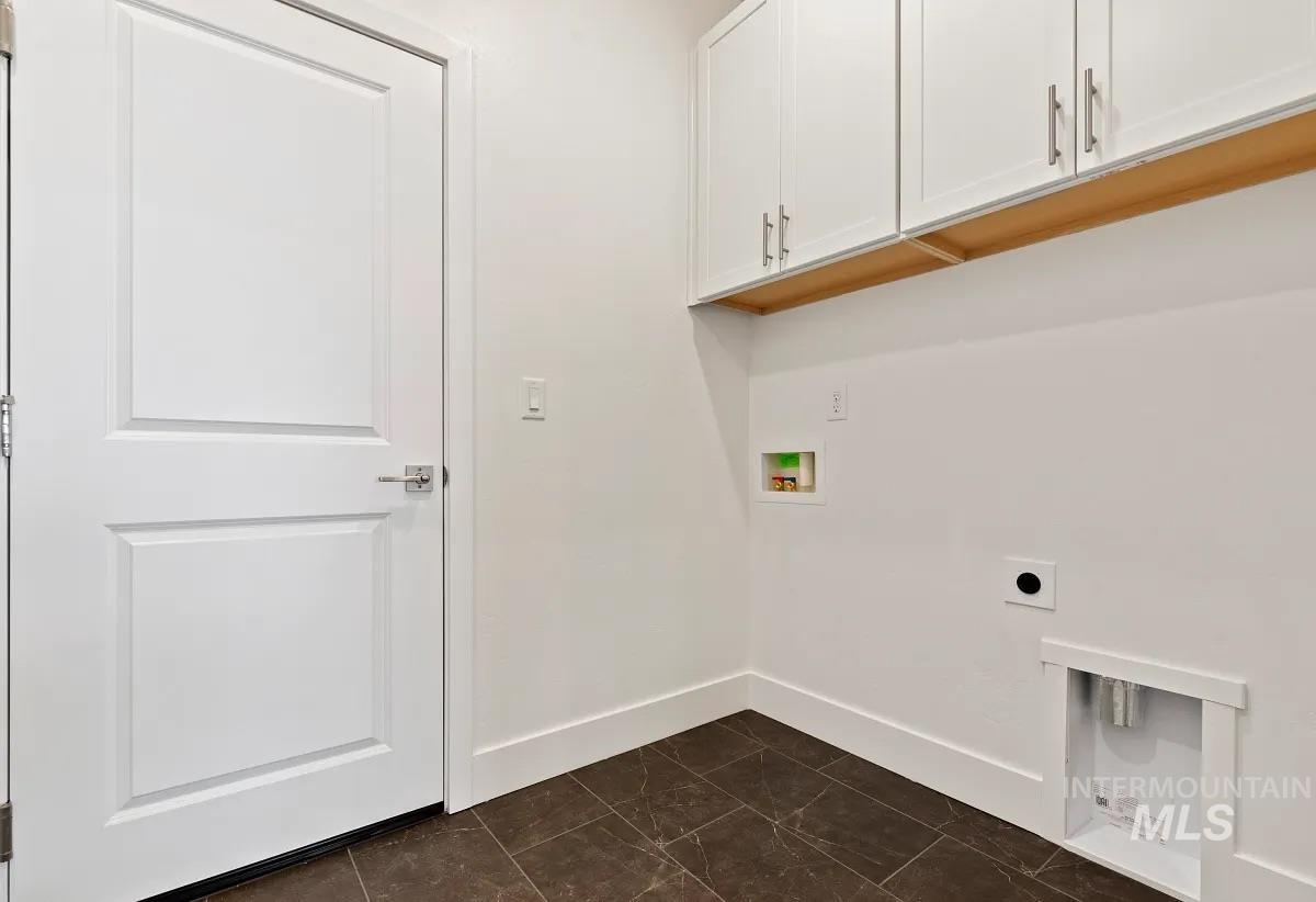 11691 S Glory Ln, Kuna, Idaho 83634, 2 Bedrooms, 2 Bathrooms, Residential For Sale, Price $549,000, 98970404