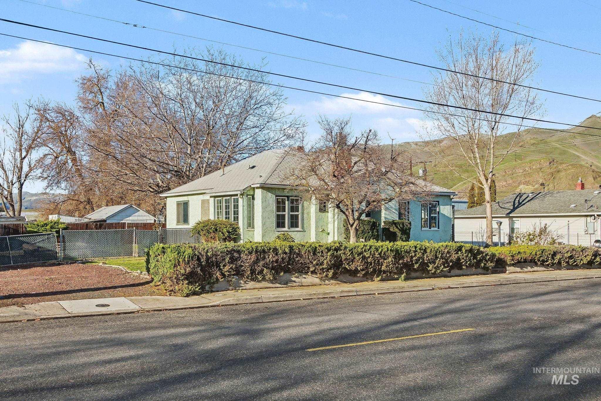 View of front of home with stucco siding