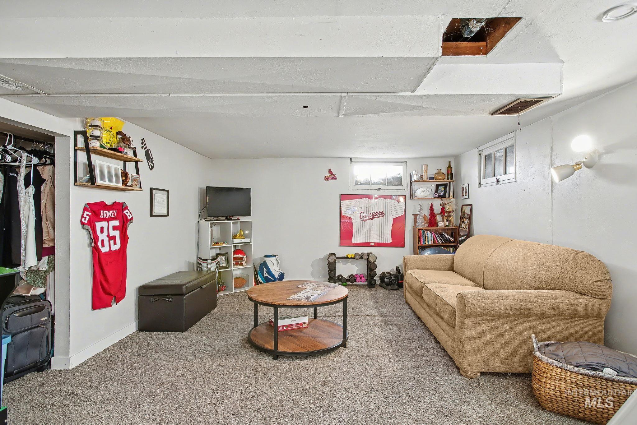 408 13th Street, Clarkston, Washington 99403, 2 Bedrooms, 1 Bathroom, Residential For Sale, Price $275,000, 98970419