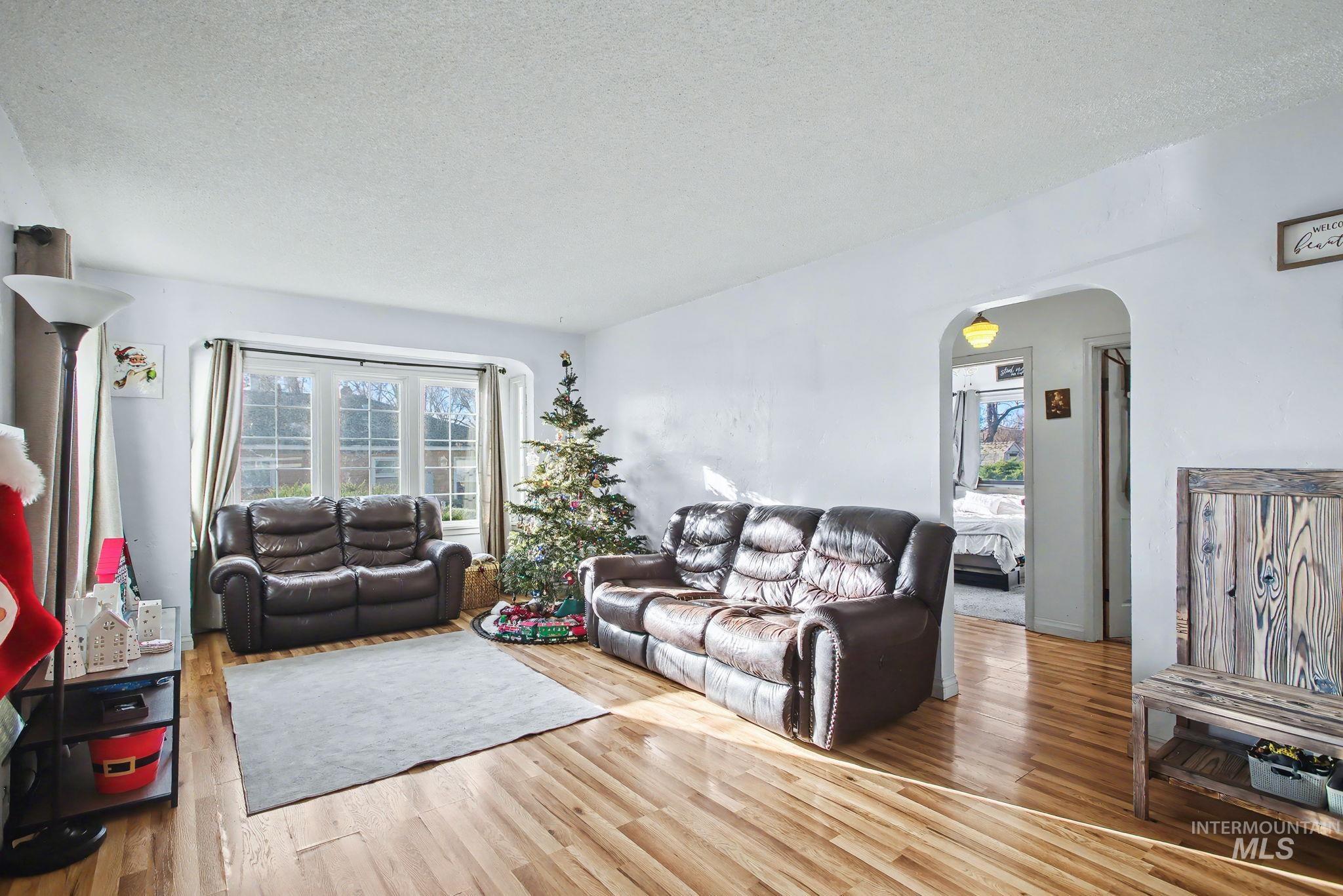 408 13th Street, Clarkston, Washington 99403, 2 Bedrooms, 1 Bathroom, Residential For Sale, Price $275,000, 98970419