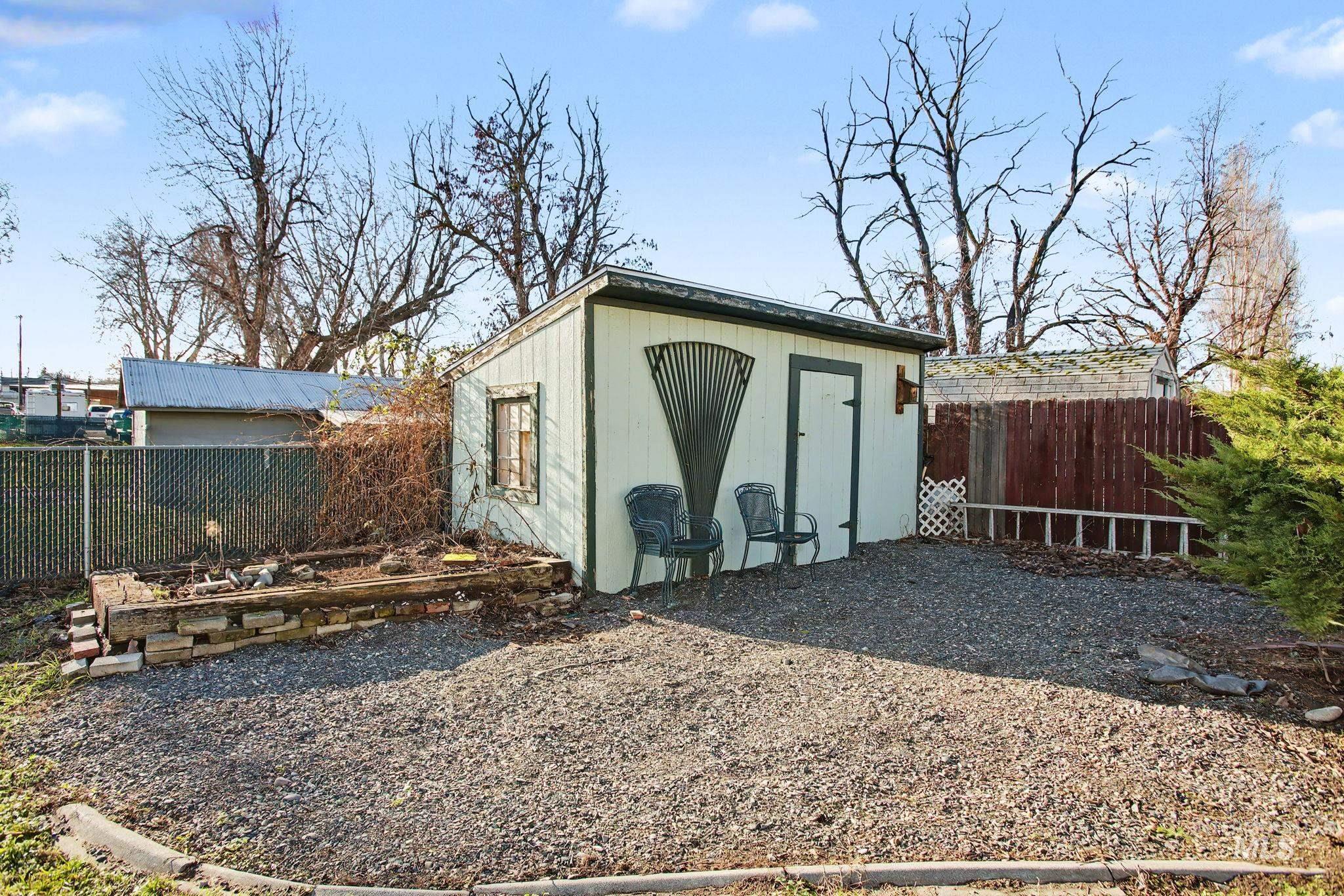 408 13th Street, Clarkston, Washington 99403, 2 Bedrooms, 1 Bathroom, Residential For Sale, Price $275,000, 98970419