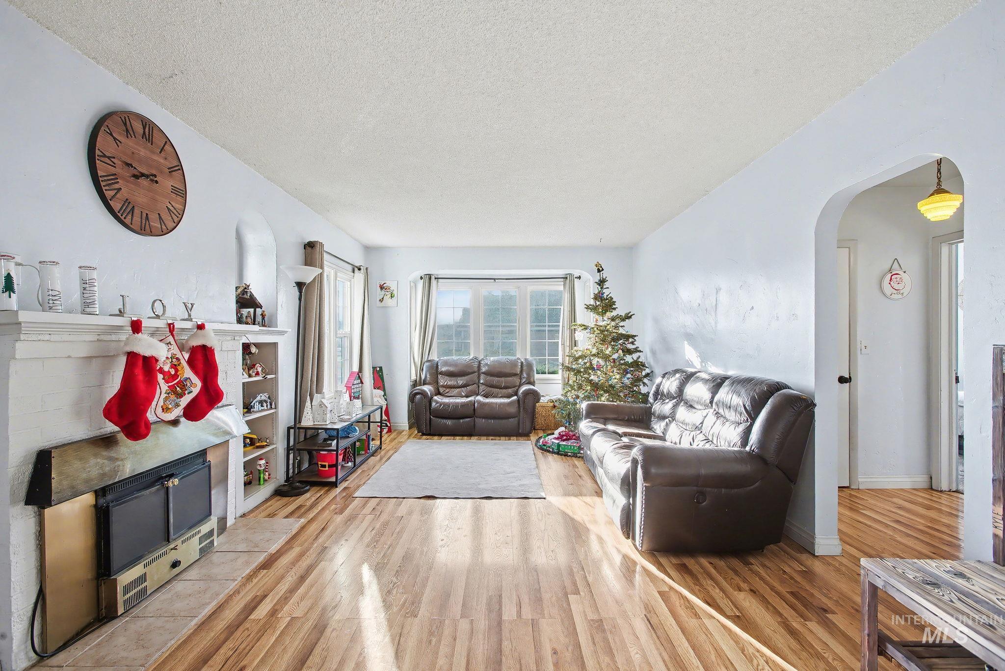 408 13th Street, Clarkston, Washington 99403, 2 Bedrooms, 1 Bathroom, Residential For Sale, Price $275,000, 98970419