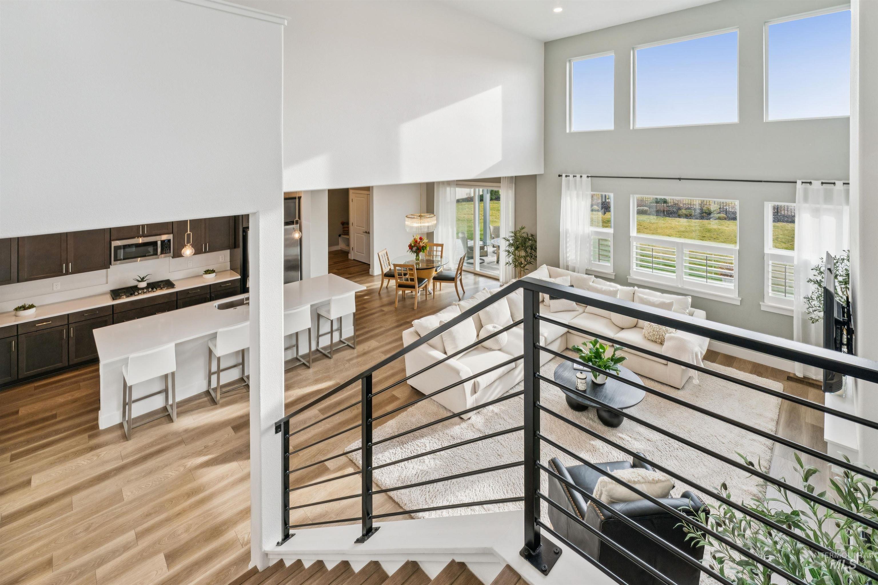 305 E Cusick Street, Meridian, Idaho 83642, 5 Bedrooms, 3 Bathrooms, Residential For Sale, Price $679,000, 98970420