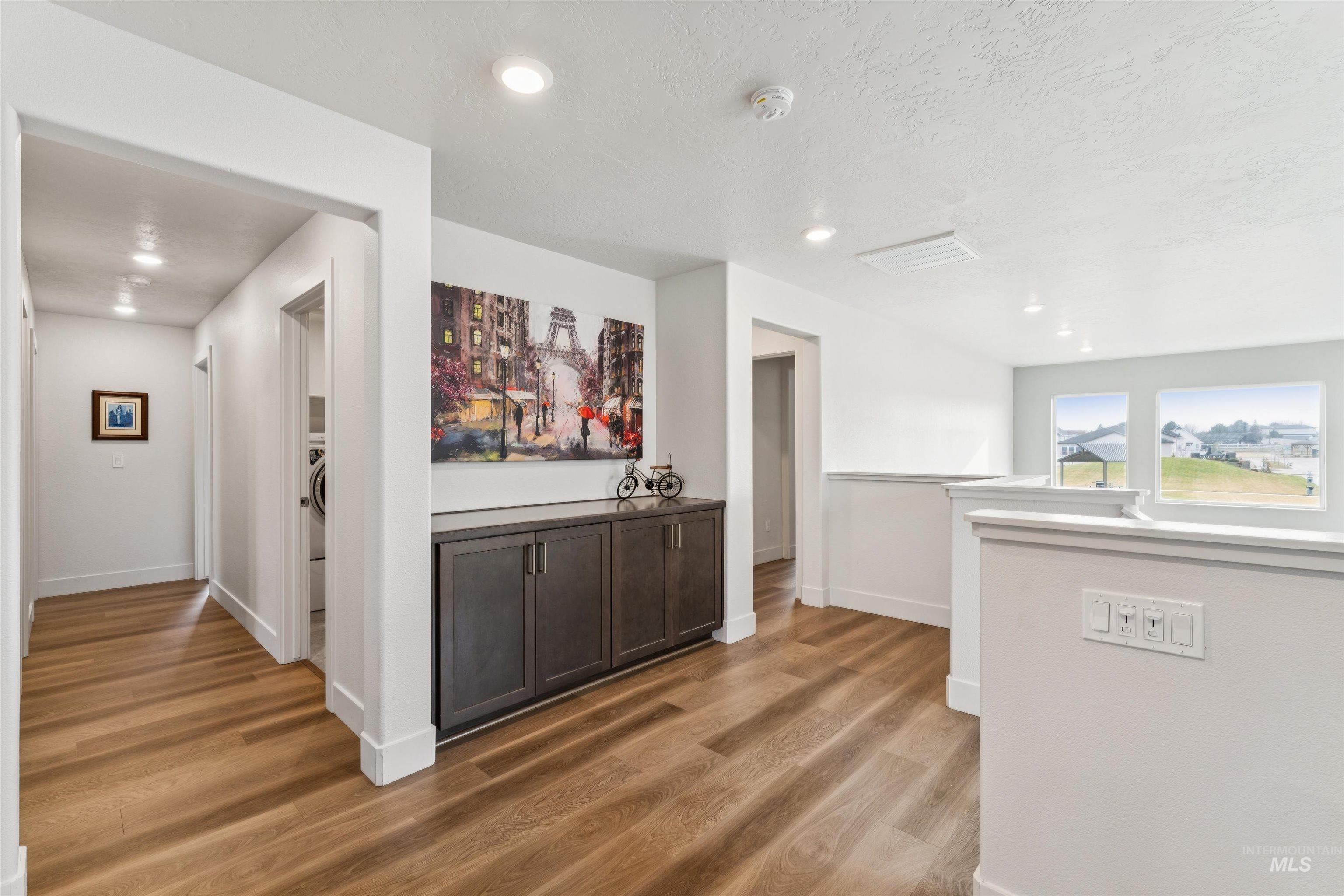 305 E Cusick Street, Meridian, Idaho 83642, 5 Bedrooms, 3 Bathrooms, Residential For Sale, Price $679,000, 98970420