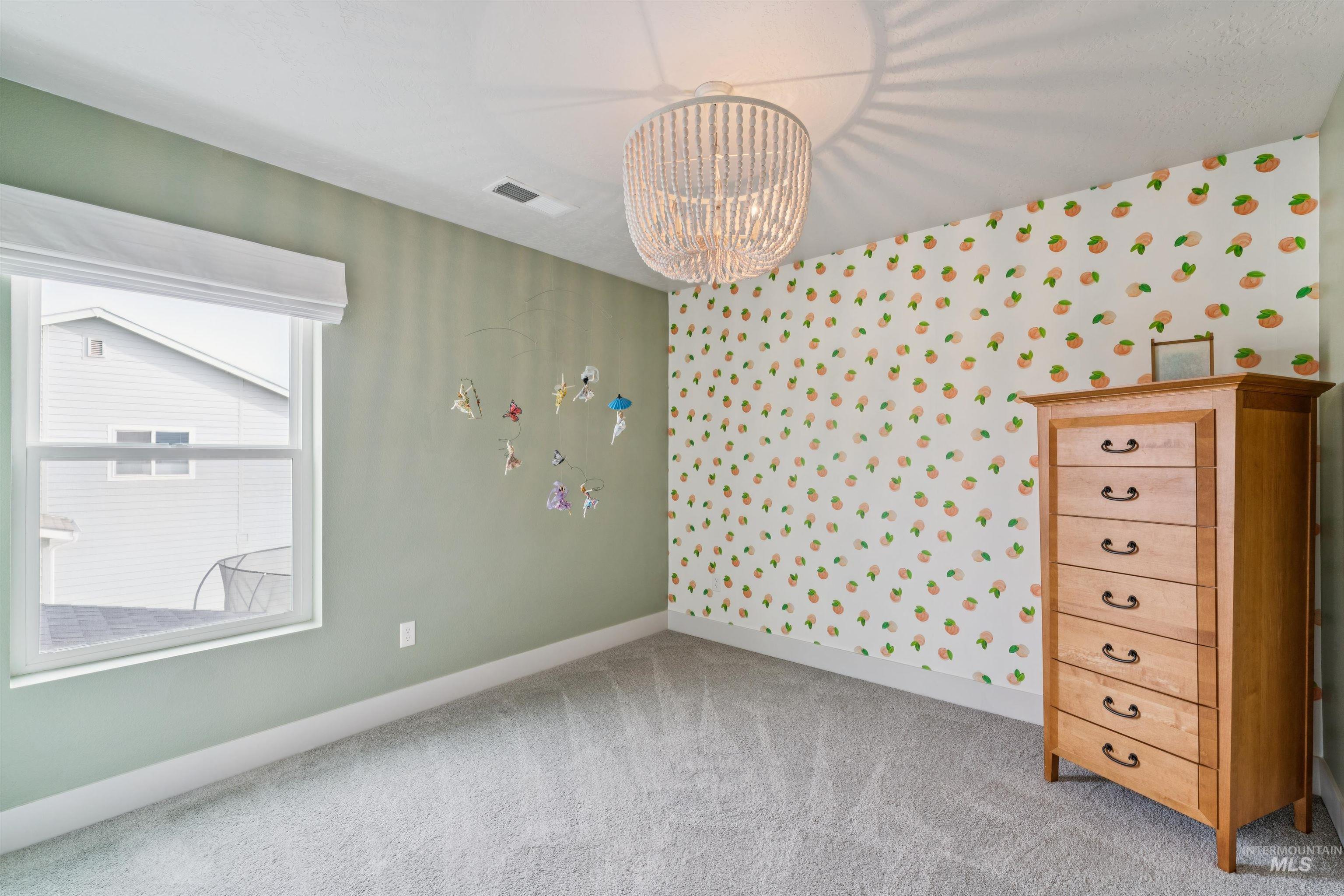 305 E Cusick Street, Meridian, Idaho 83642, 5 Bedrooms, 3 Bathrooms, Residential For Sale, Price $679,000, 98970420