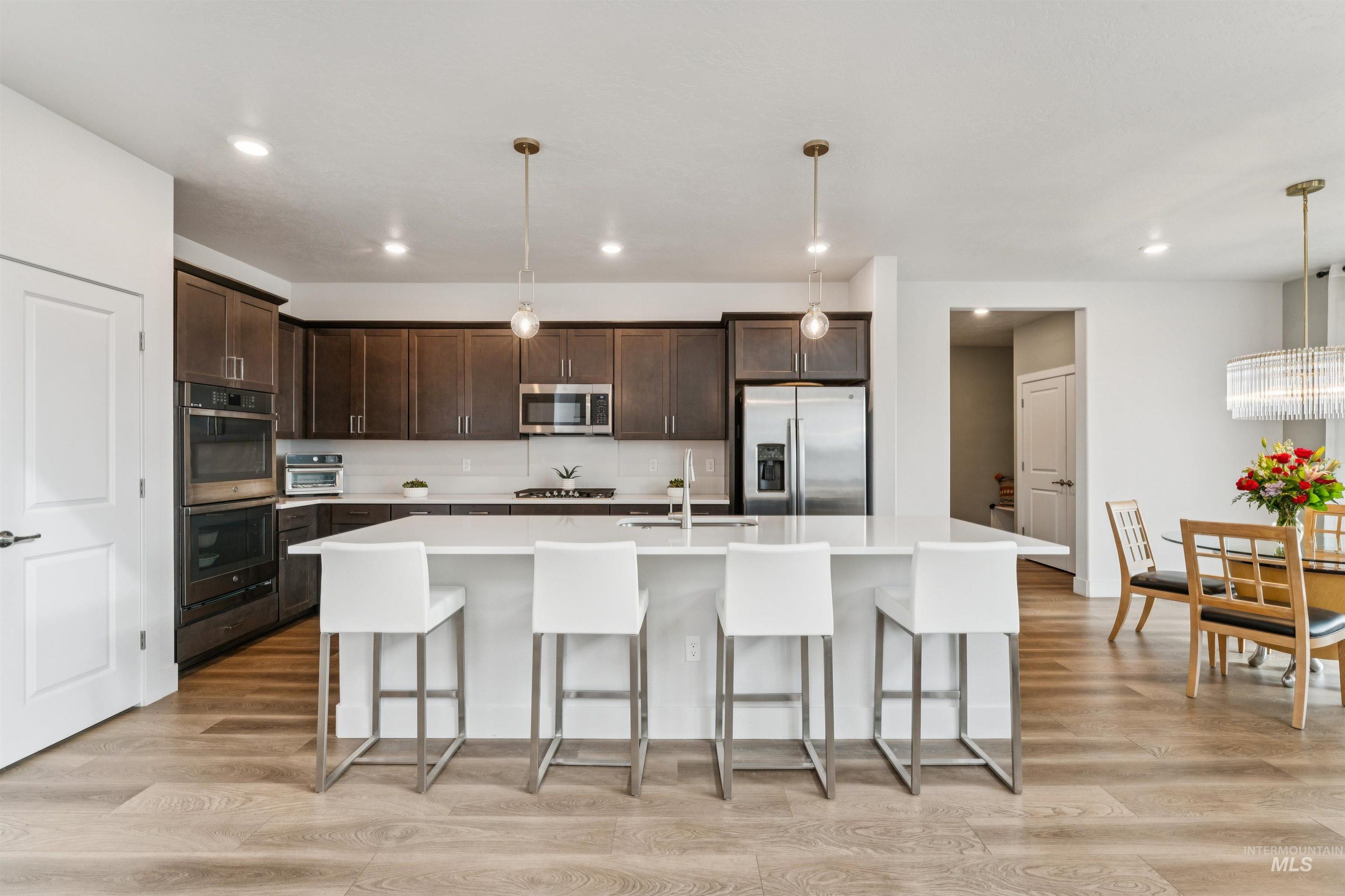 305 E Cusick Street, Meridian, Idaho 83642, 5 Bedrooms, 3 Bathrooms, Residential For Sale, Price $679,000, 98970420