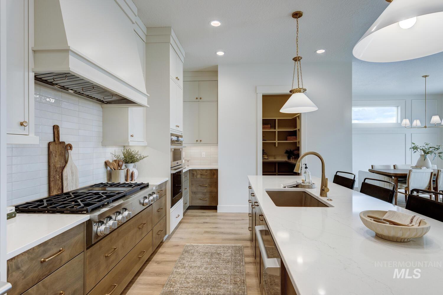 7333 Feather Edge, Eagle, Idaho 83616, 4 Bedrooms, 4 Bathrooms, Residential For Sale, Price $1,200,000, 98970421