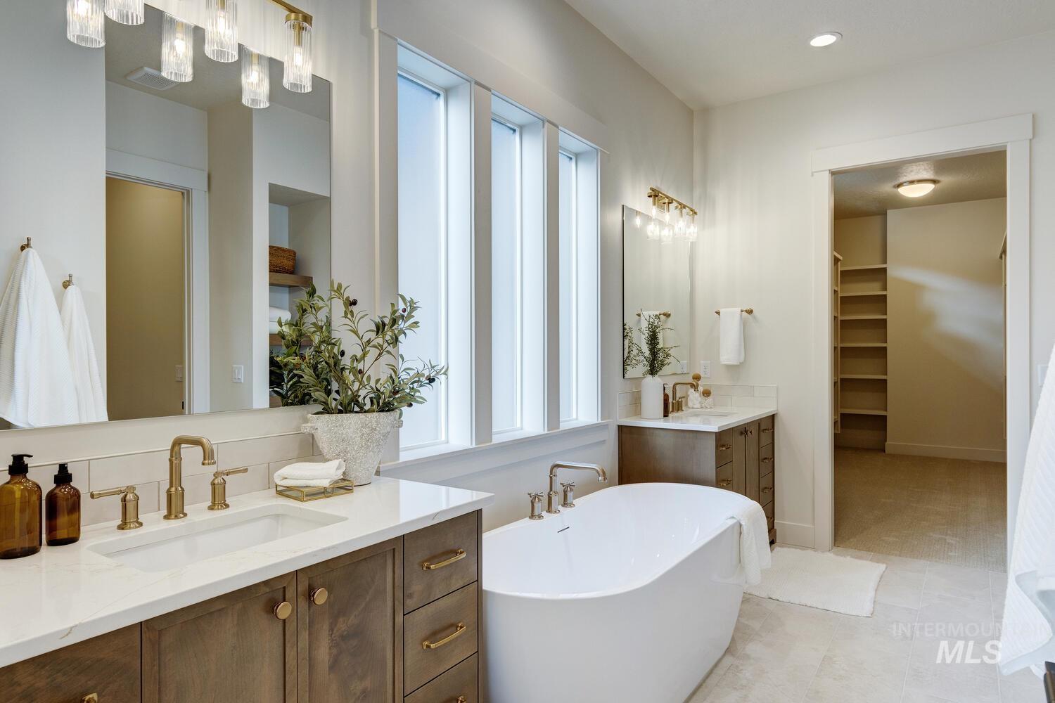 7333 Feather Edge, Eagle, Idaho 83616, 4 Bedrooms, 4 Bathrooms, Residential For Sale, Price $1,200,000, 98970421