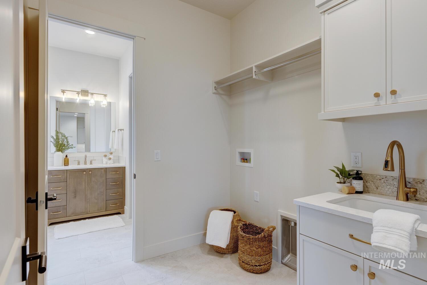 7333 Feather Edge, Eagle, Idaho 83616, 4 Bedrooms, 4 Bathrooms, Residential For Sale, Price $1,200,000, 98970421