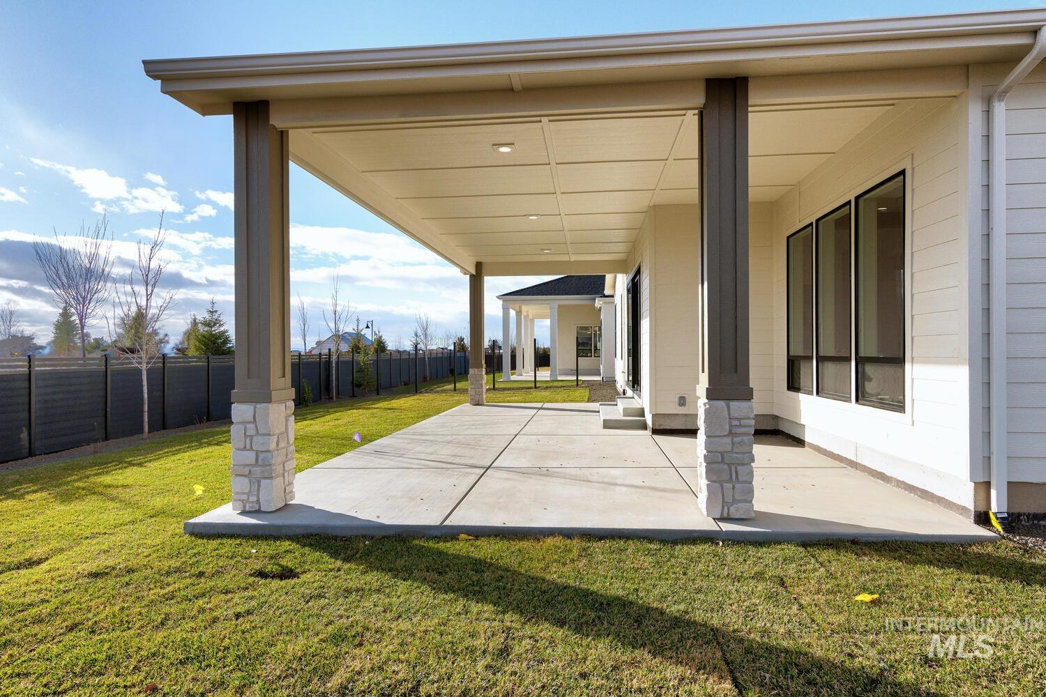 7333 Feather Edge, Eagle, Idaho 83616, 4 Bedrooms, 4 Bathrooms, Residential For Sale, Price $1,200,000, 98970421