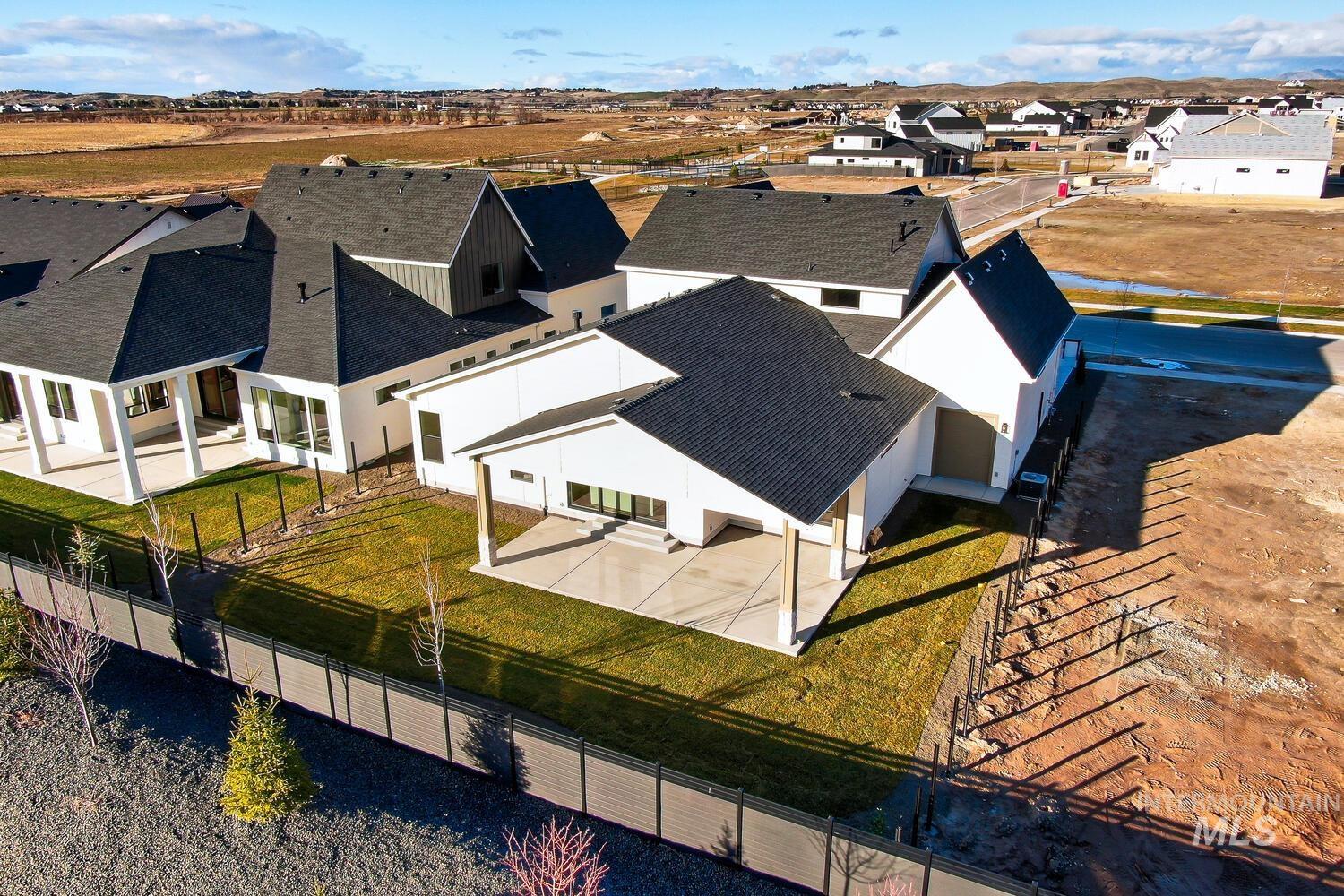 7333 Feather Edge, Eagle, Idaho 83616, 4 Bedrooms, 4 Bathrooms, Residential For Sale, Price $1,200,000, 98970421