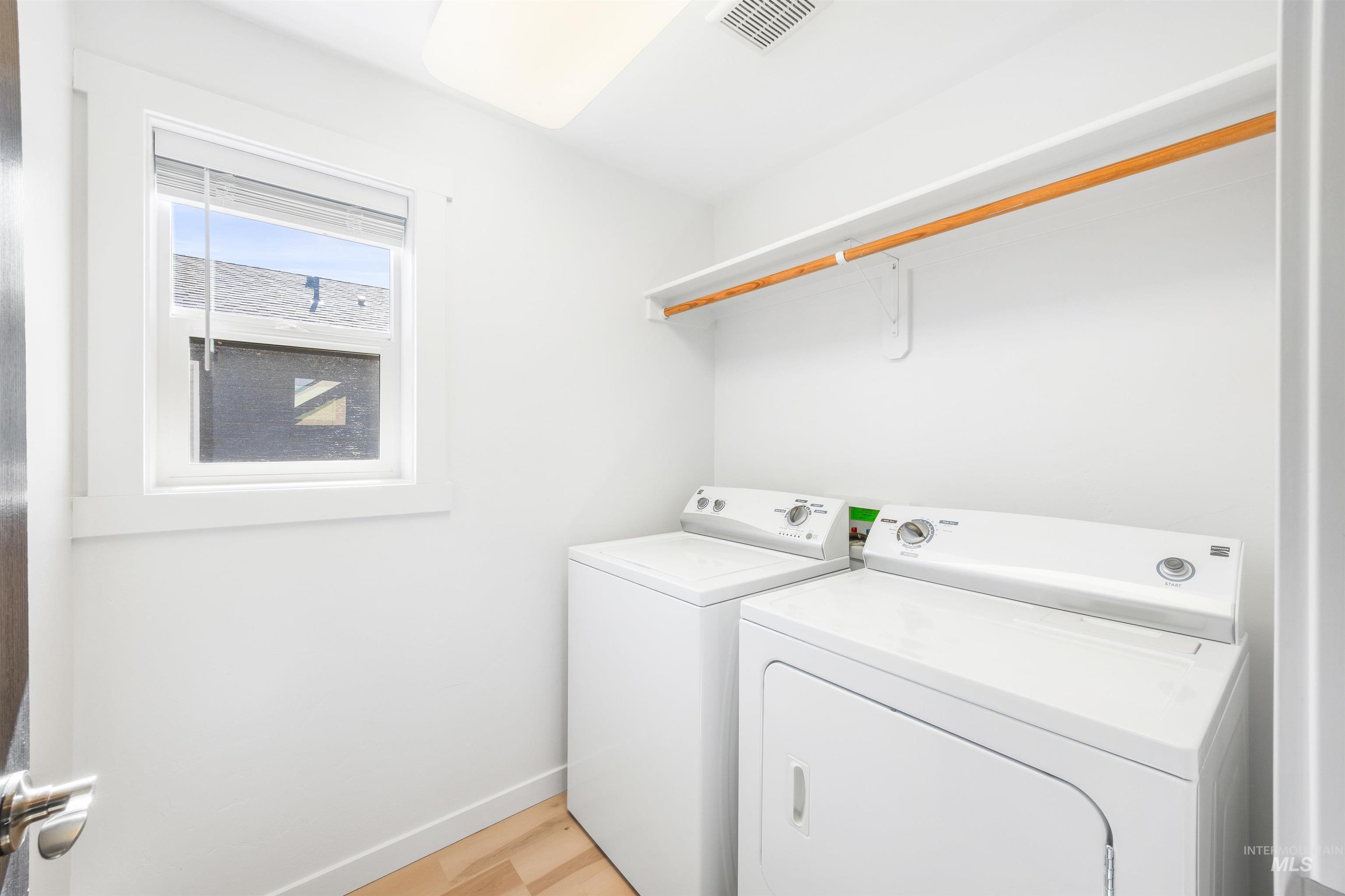 7966 S Indigo Ridge Ave, Boise, Idaho 83716, 3 Bedrooms, 2.5 Bathrooms, Residential For Sale, Price $525,000, 98970423