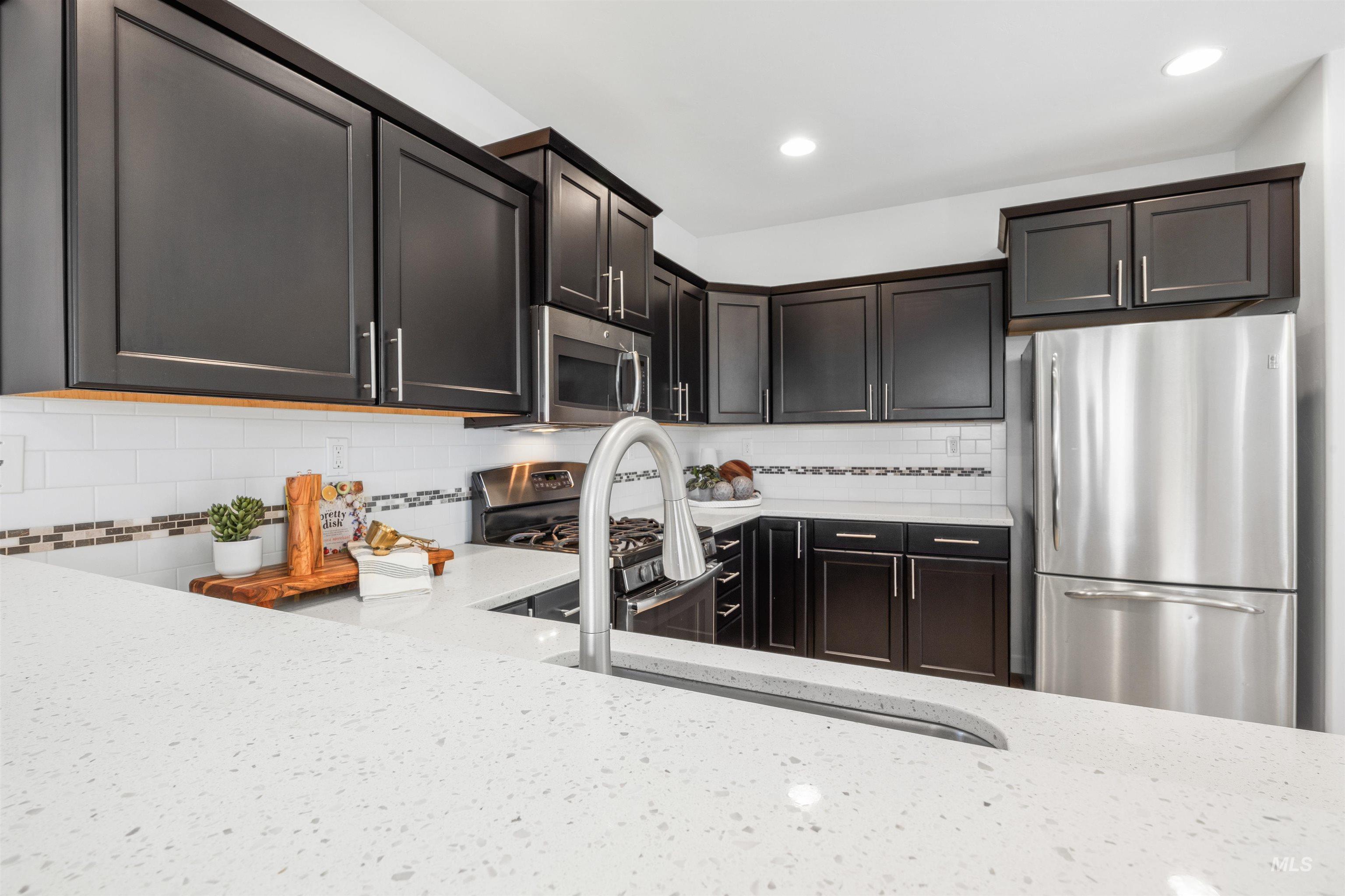 7966 S Indigo Ridge Ave, Boise, Idaho 83716, 3 Bedrooms, 2.5 Bathrooms, Residential For Sale, Price $525,000, 98970423