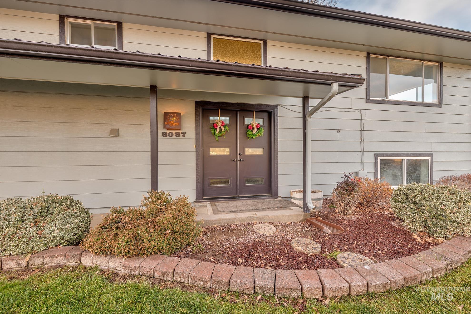 8087 N Pennsylvania Ave, Fruitland, Idaho 83619-3569, 4 Bedrooms, 2 Bathrooms, Residential For Sale, Price $647,000,MLS 98970431