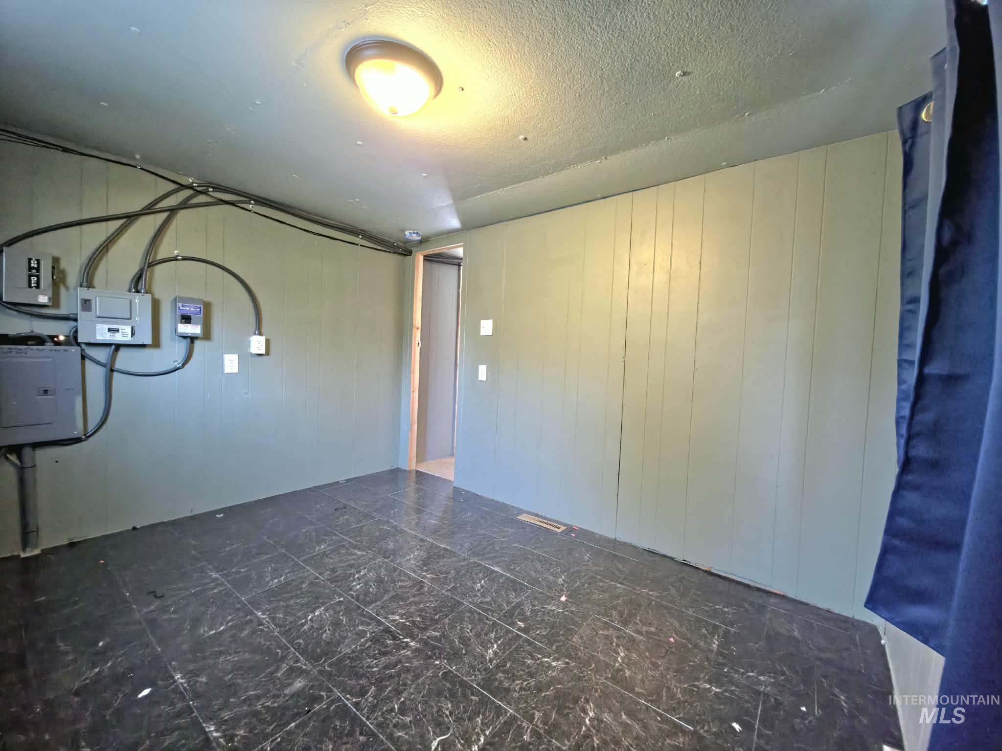 711 3rd st N, Nampa, Idaho 83687, 2 Bedrooms, 1 Bathroom, Residential For Sale, Price $45,000, 98970432