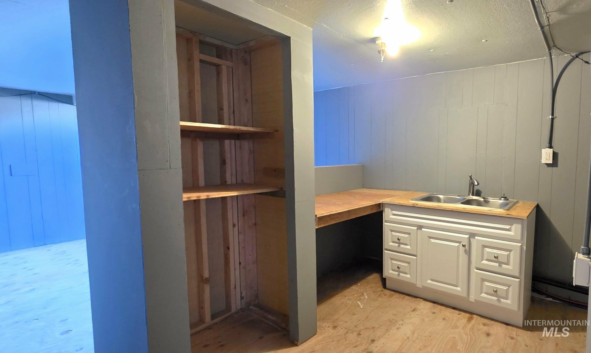 711 3rd st N, Nampa, Idaho 83687, 2 Bedrooms, 1 Bathroom, Residential For Sale, Price $45,000, 98970432