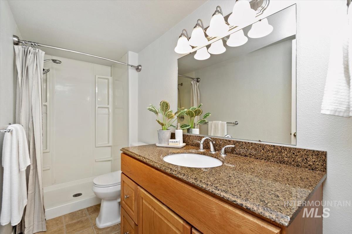 11835 W Dallan Dr, Boise, Idaho 83713, 4 Bedrooms, 3 Bathrooms, Residential For Sale, Price $530,000, 98970434