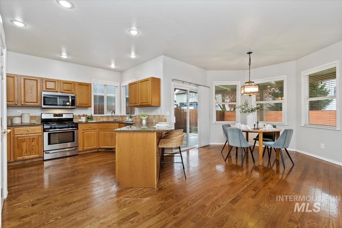 11835 W Dallan Dr, Boise, Idaho 83713, 4 Bedrooms, 3 Bathrooms, Residential For Sale, Price $530,000, 98970434