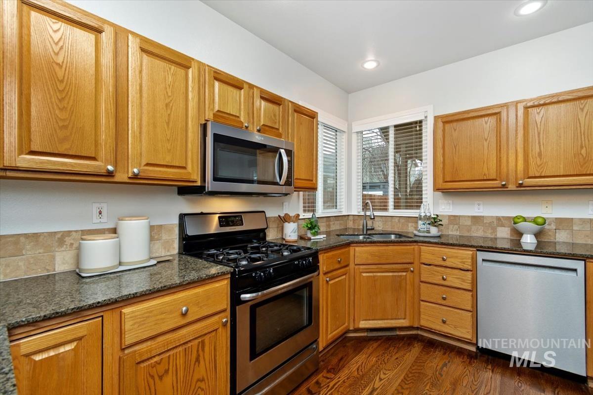 11835 W Dallan Dr, Boise, Idaho 83713, 4 Bedrooms, 3 Bathrooms, Residential For Sale, Price $530,000, 98970434