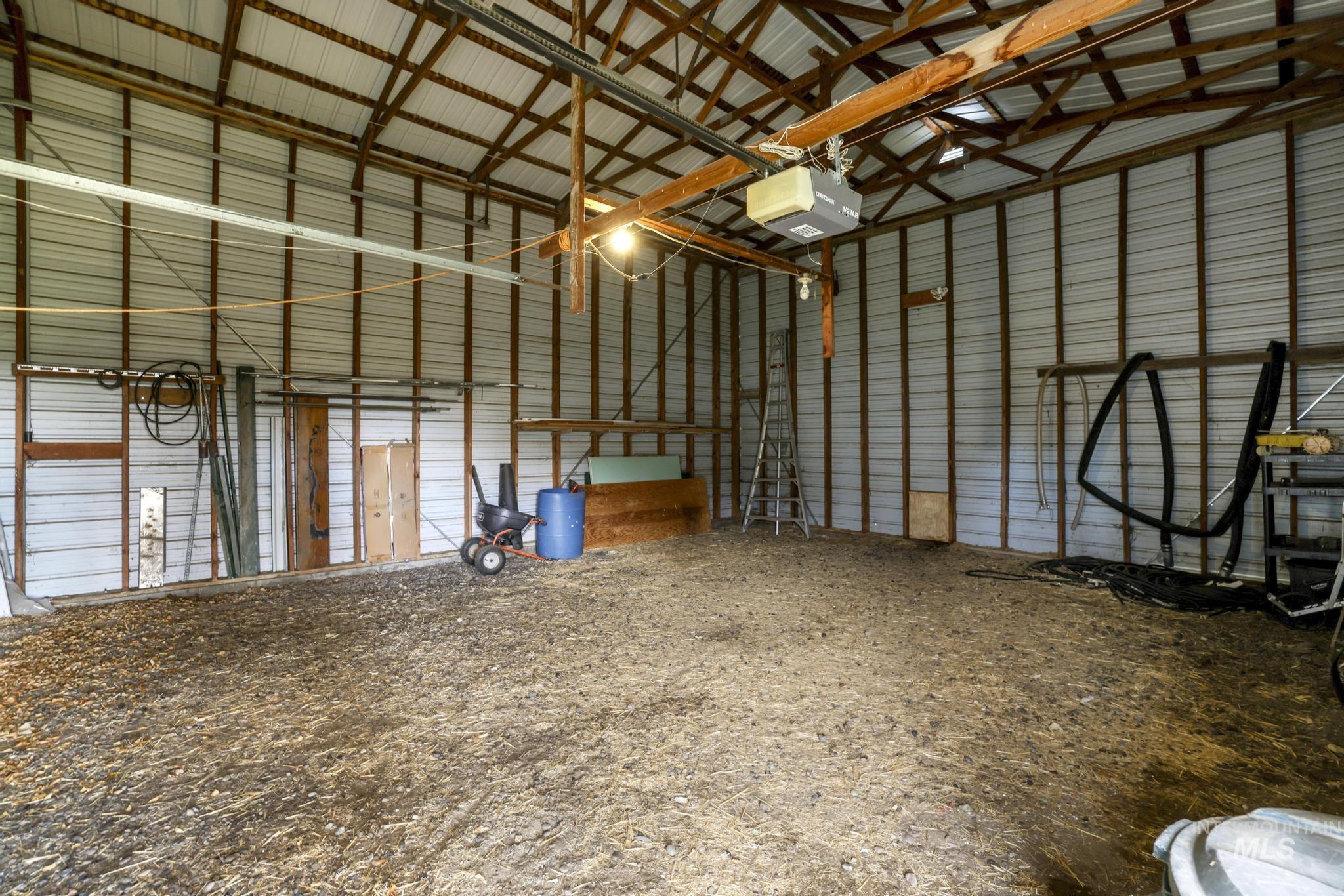 2251 E 1775 S, Gooding, Idaho 83330-6157, 5 Bedrooms, 3.5 Bathrooms, Residential For Sale, Price $585,000, 98970437