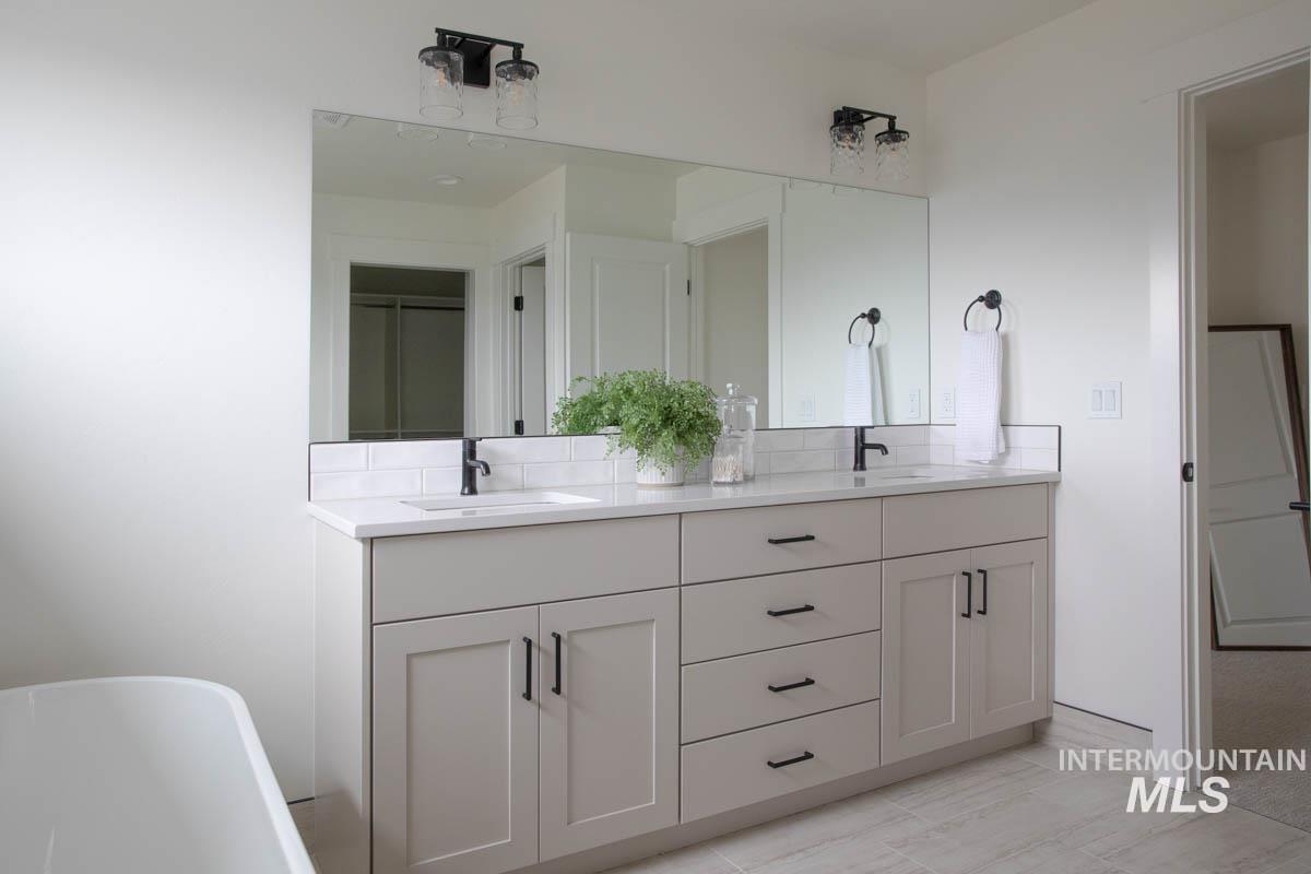 4264 N Brody Way, Meridian, Idaho 83646, 5 Bedrooms, 3.5 Bathrooms, Residential For Sale, Price $859,990,MLS 98970440