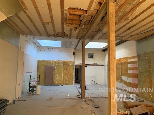 Misc room featuring a skylight