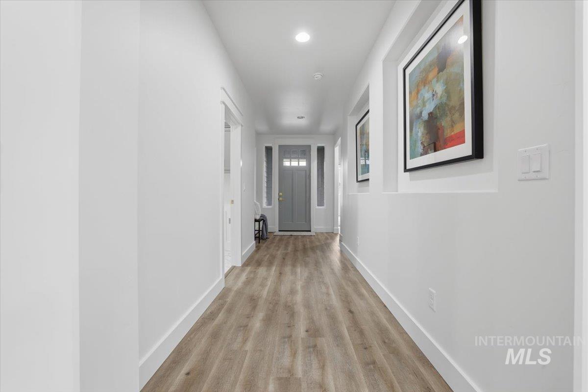 1725 Kayak Rd, Emmett, Idaho 83617, 3 Bedrooms, 2 Bathrooms, Residential For Sale, Price $539,900, 98970445