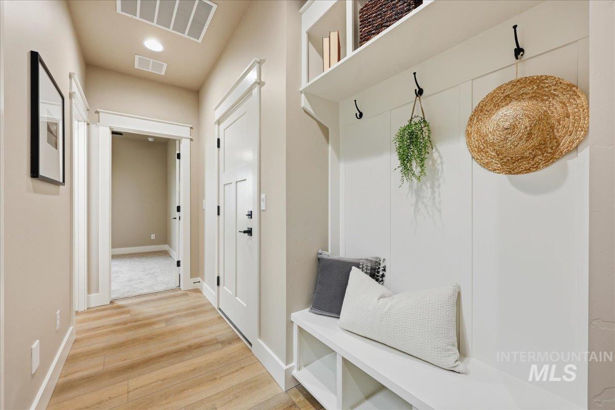 2355 Soulen Dr, Emmett, Idaho 83617, 4 Bedrooms, 3 Bathrooms, Residential For Sale, Price $583,750, 98970446