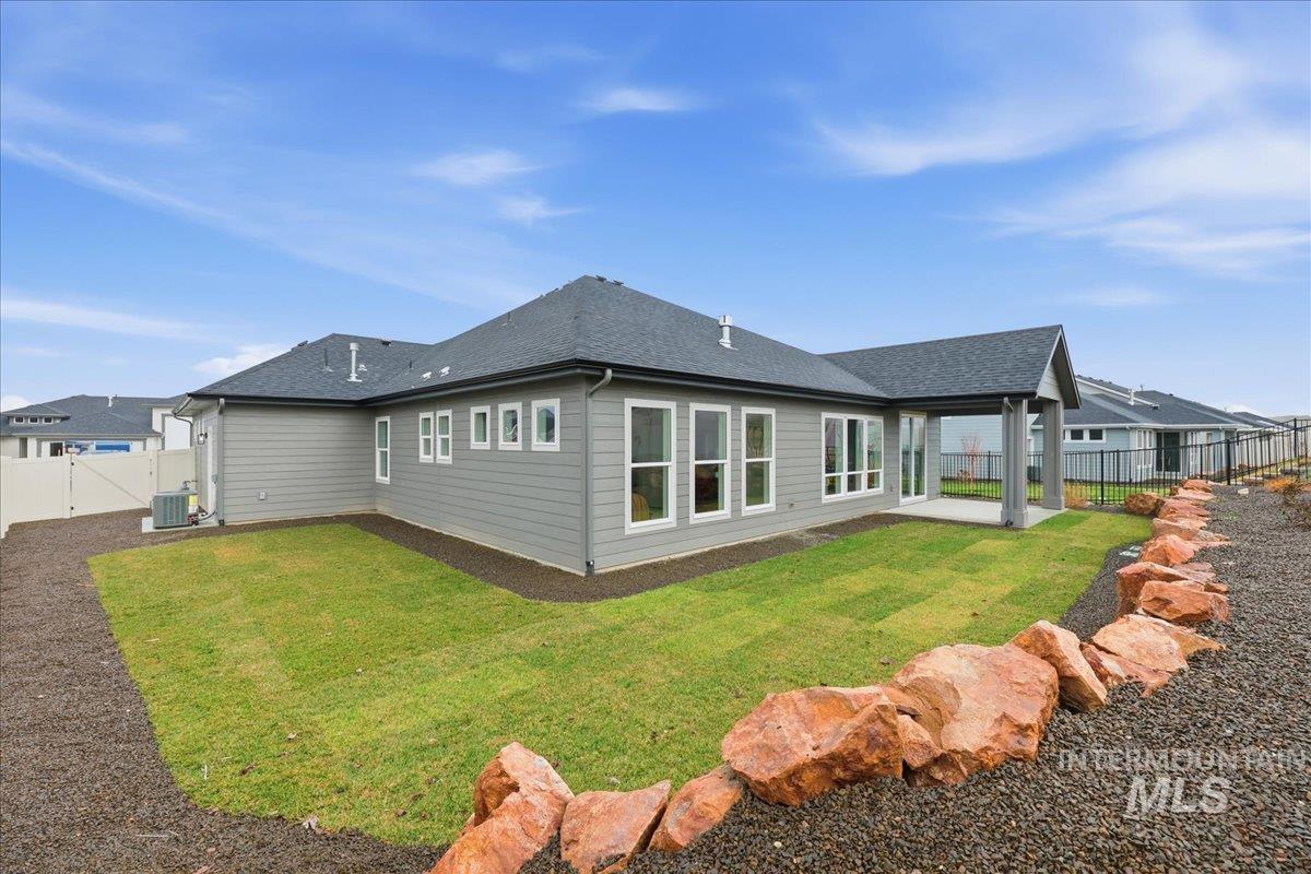 2355 Soulen Dr, Emmett, Idaho 83617, 4 Bedrooms, 3 Bathrooms, Residential For Sale, Price $583,750, 98970446