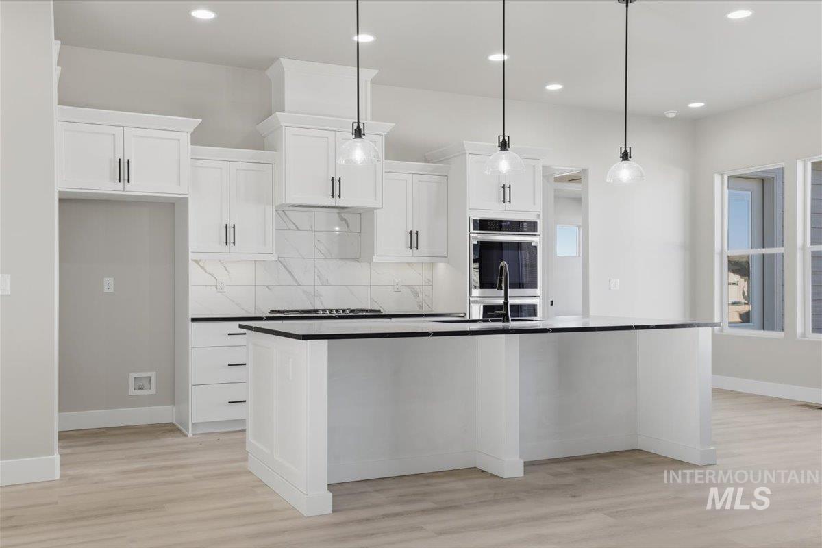 2666 Soulen Dr, Emmett, Idaho 83617, 3 Bedrooms, 2 Bathrooms, Residential For Sale, Price $609,900, 98970447