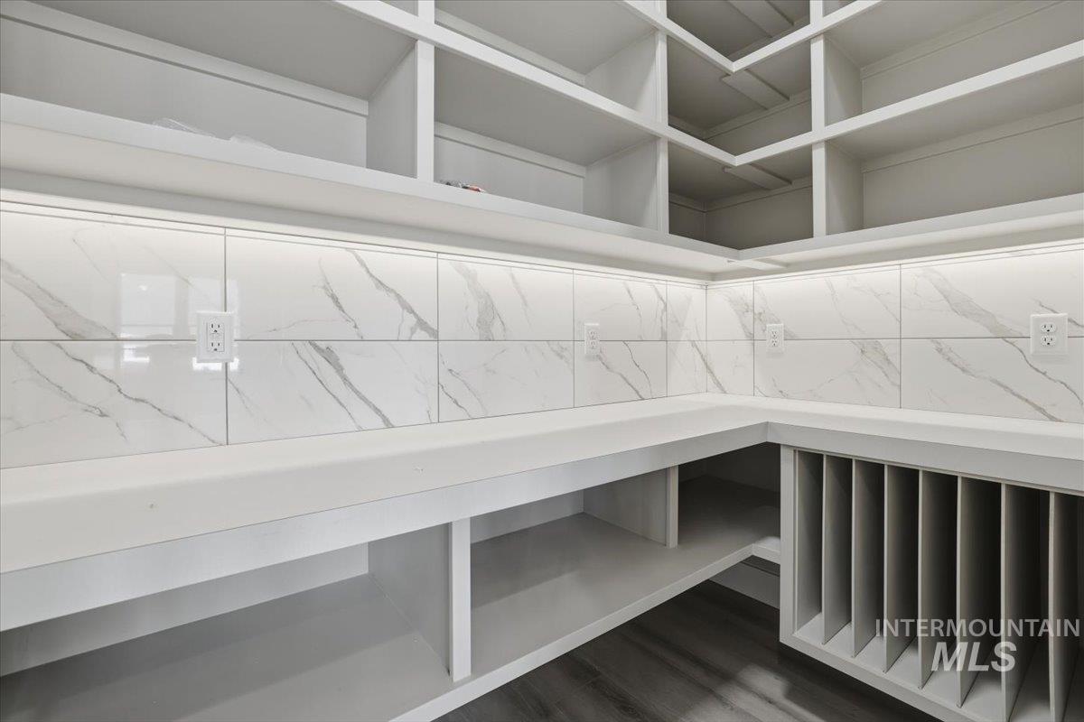 2666 Soulen Dr, Emmett, Idaho 83617, 3 Bedrooms, 2 Bathrooms, Residential For Sale, Price $609,900, 98970447