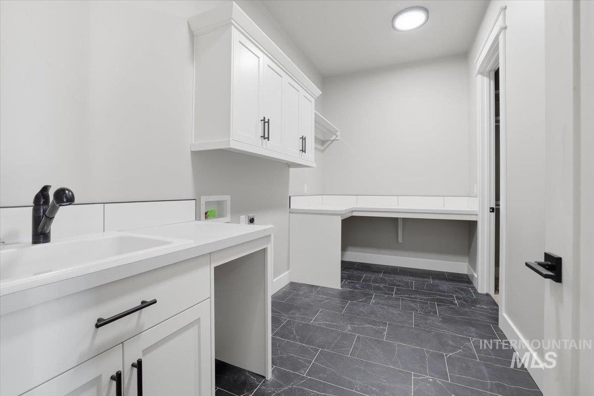 2666 Soulen Dr, Emmett, Idaho 83617, 3 Bedrooms, 2 Bathrooms, Residential For Sale, Price $609,900, 98970447