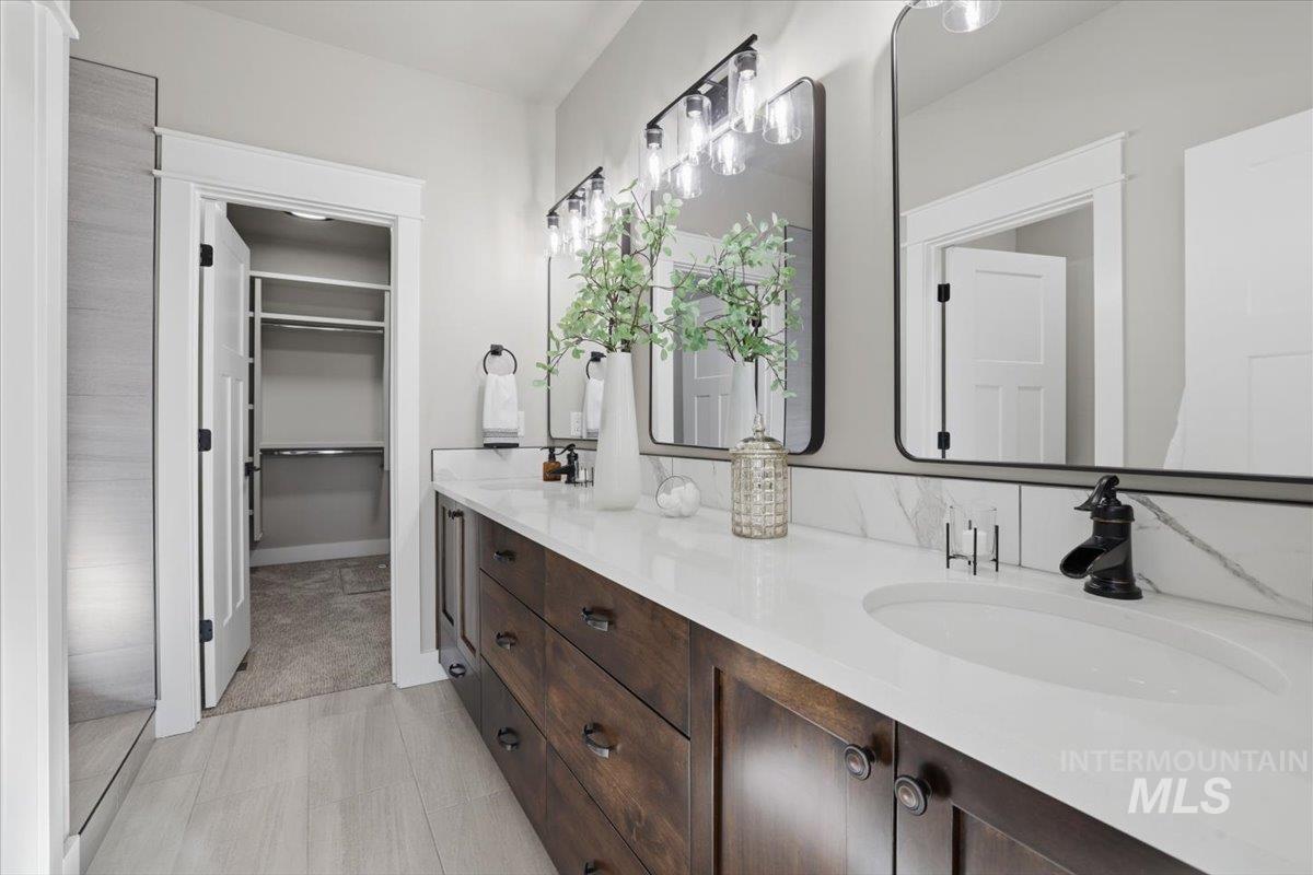 2659 Soulen Dr, Emmett, Idaho 83617, 3 Bedrooms, 2 Bathrooms, Residential For Sale, Price $543,500, 98970457