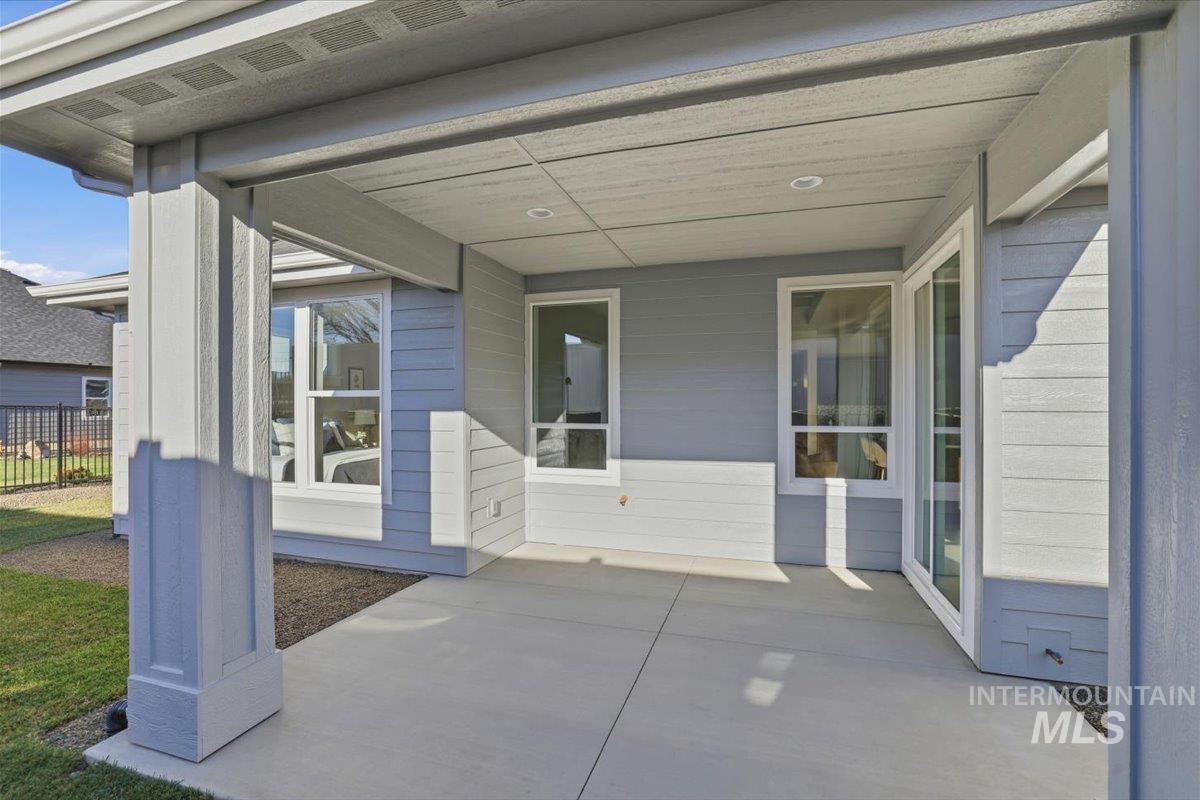 2659 Soulen Dr, Emmett, Idaho 83617, 3 Bedrooms, 2 Bathrooms, Residential For Sale, Price $543,500, 98970457