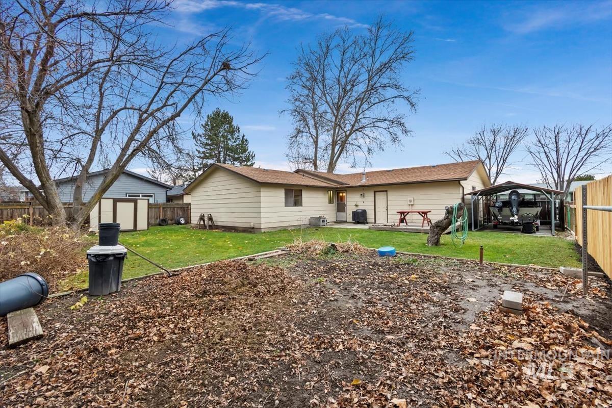 4518 N Bluegrass AVE, Boise, Idaho 83703, 3 Bedrooms, 2 Bathrooms, Residential For Sale, Price $450,000,MLS 98970459