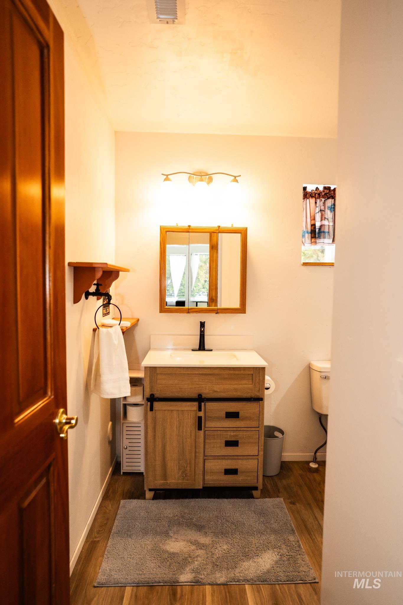 22 W Prospectors Drive, Cascade, Idaho 83611, 1 Bedroom, 1 Bathroom, Residential For Sale, Price $499,900,MLS 98970462