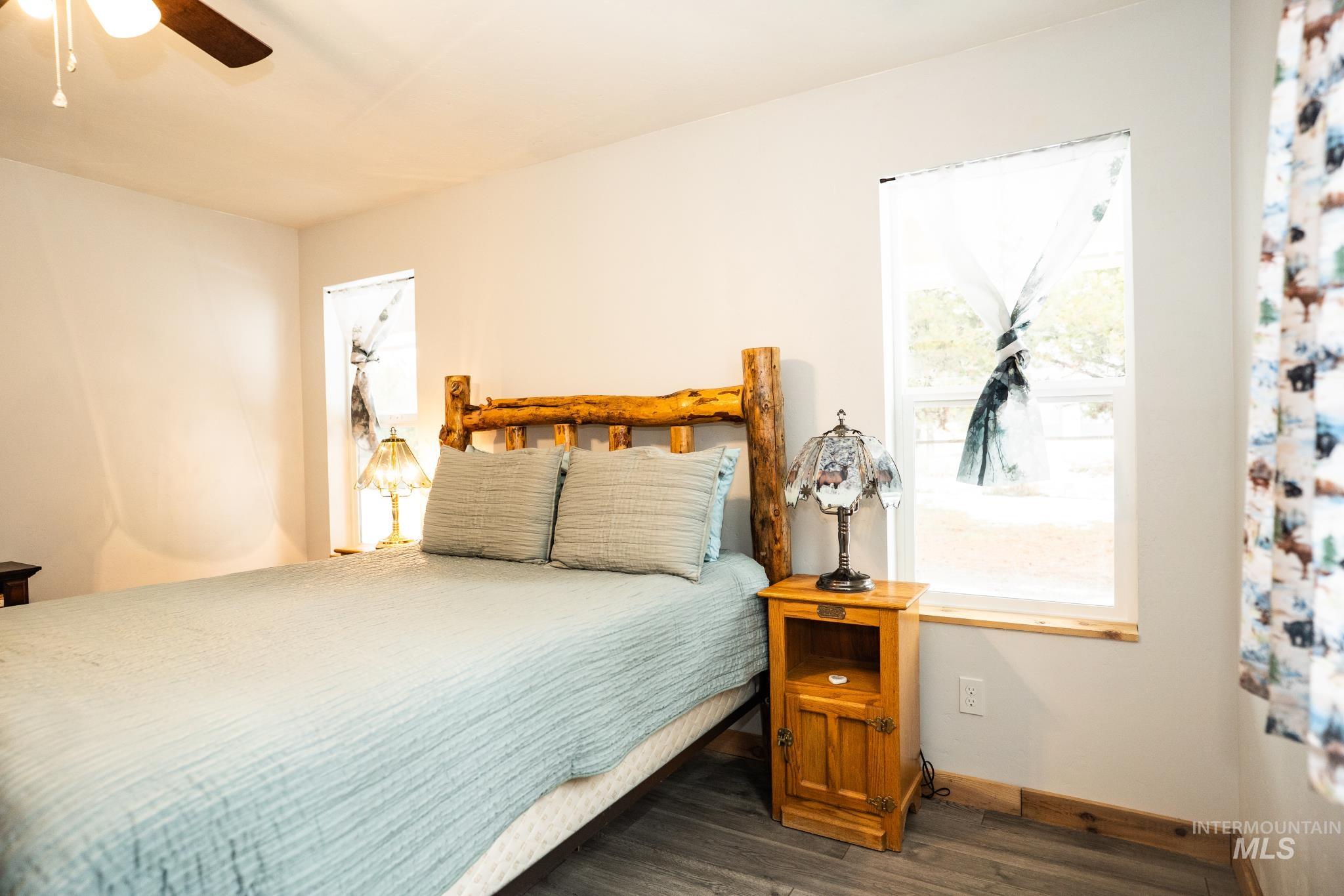 22 W Prospectors Drive, Cascade, Idaho 83611, 1 Bedroom, 1 Bathroom, Residential For Sale, Price $499,900,MLS 98970462