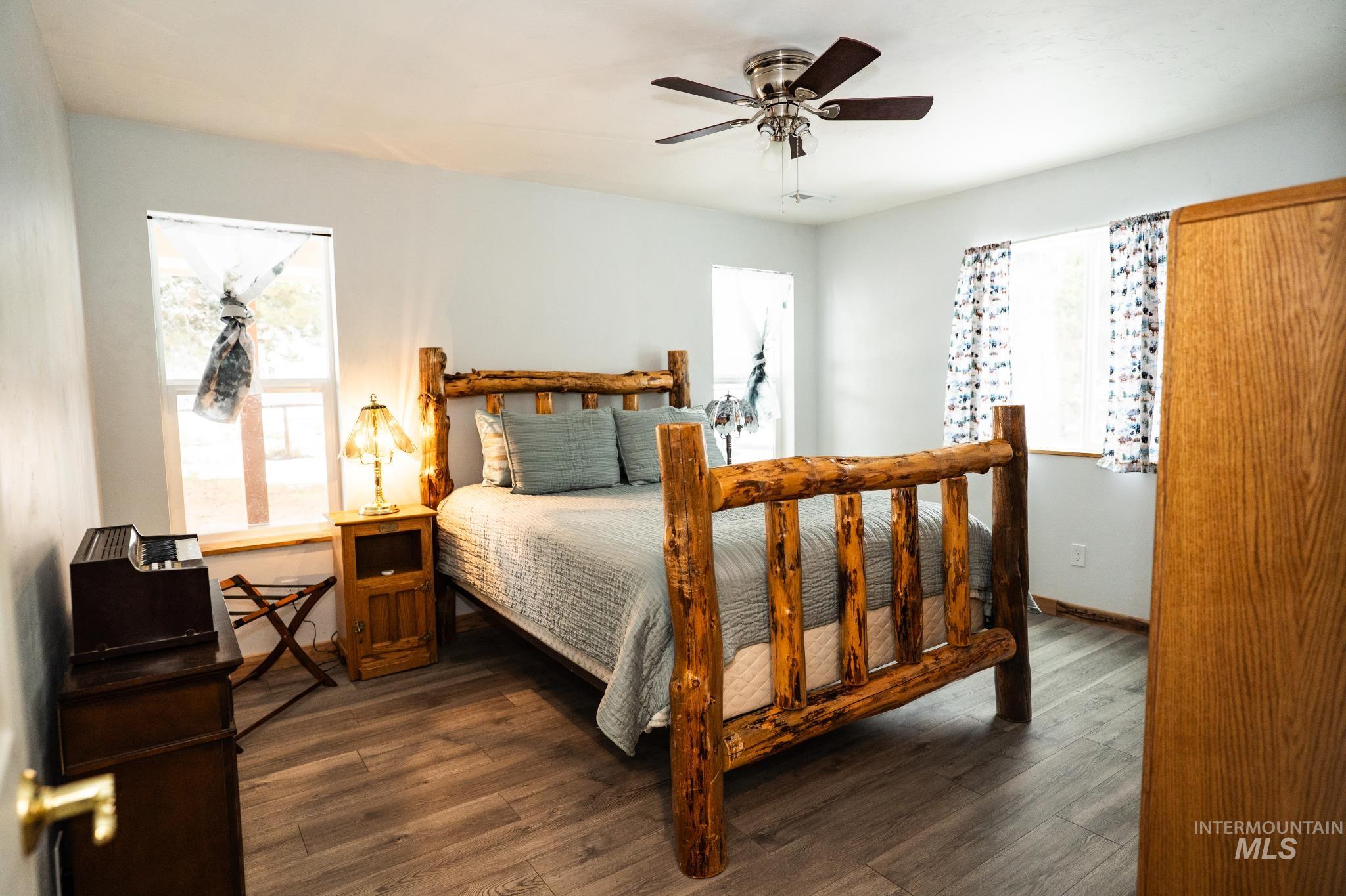 22 W Prospectors Drive, Cascade, Idaho 83611, 1 Bedroom, 1 Bathroom, Residential For Sale, Price $499,900,MLS 98970462