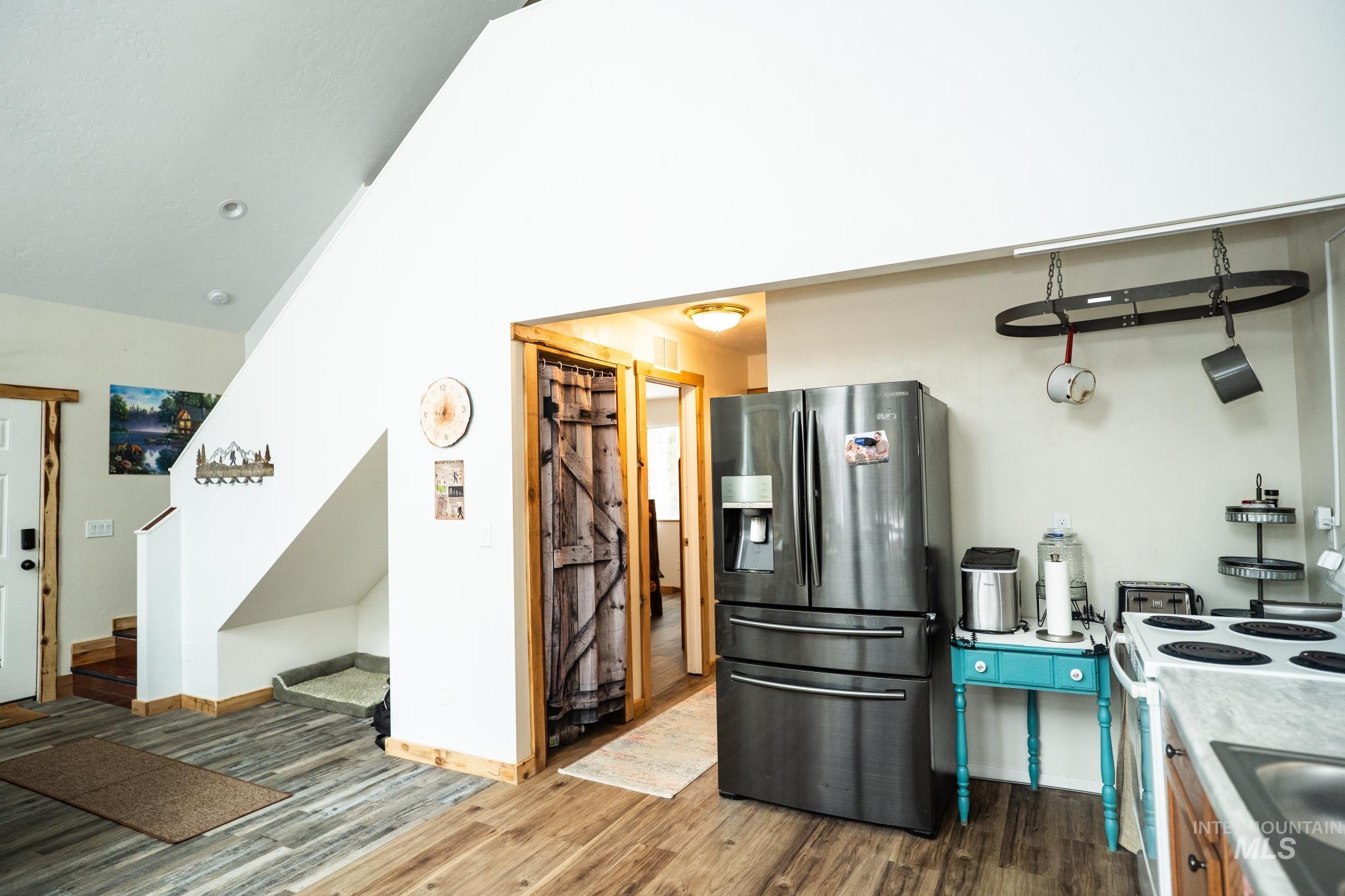 22 W Prospectors Drive, Cascade, Idaho 83611, 1 Bedroom, 1 Bathroom, Residential For Sale, Price $499,900,MLS 98970462