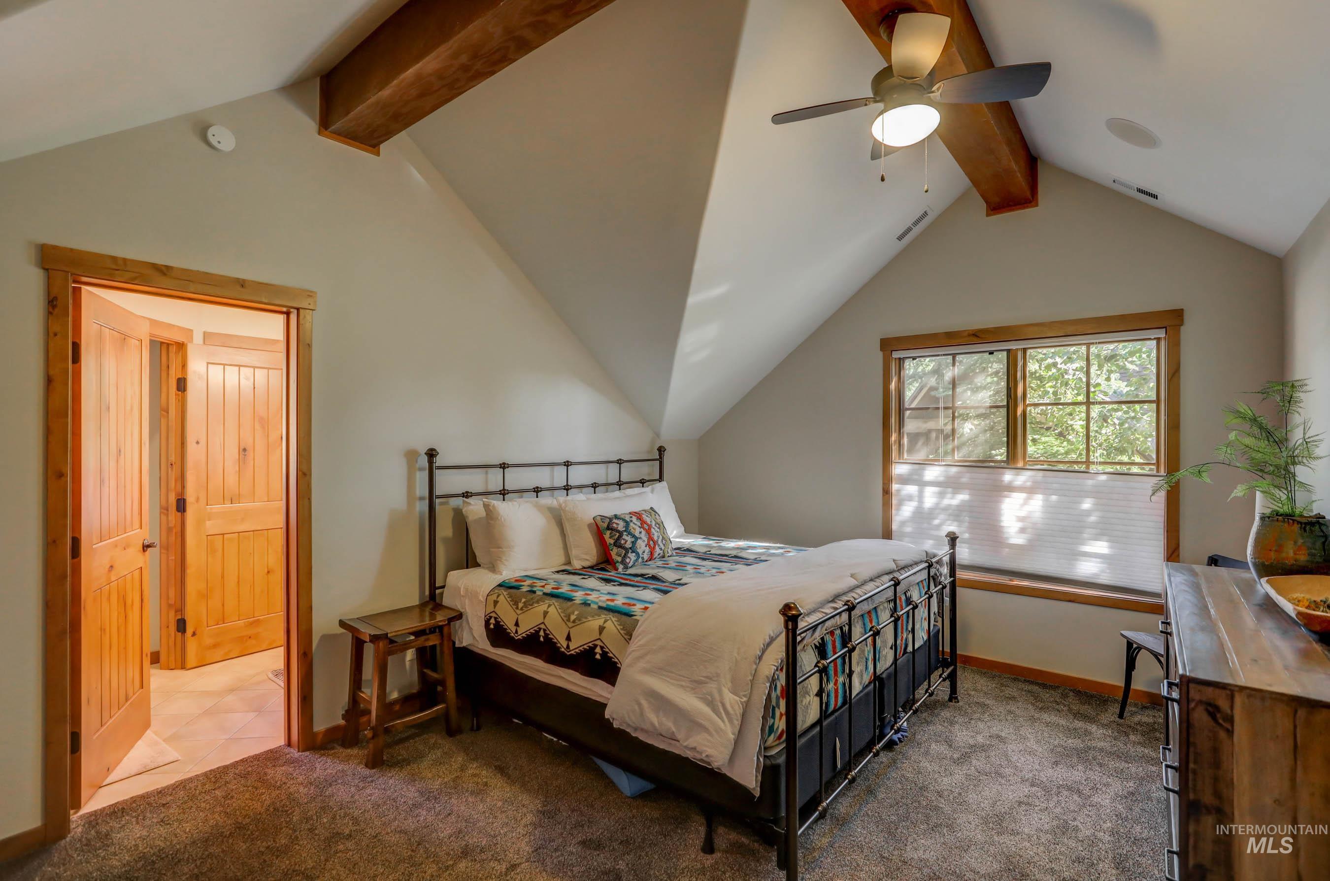 17 Golden Bench Court, Donnelly, Idaho 83615, 2 Bedrooms, 3 Bathrooms, Residential For Sale, Price $895,000, 98970471