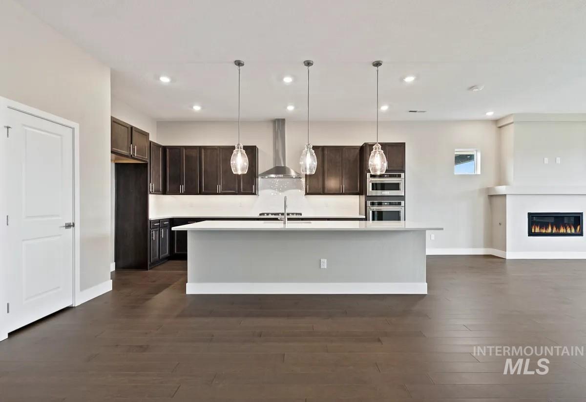 11819 S Glory Ln, Kuna, Idaho 83634-2617, 3 Bedrooms, 3 Bathrooms, Residential For Sale, Price $673,789,MLS 98970479