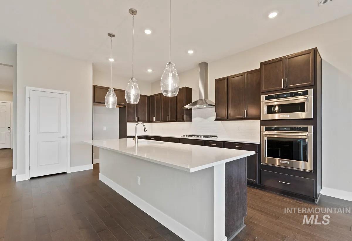 11819 S Glory Ln, Kuna, Idaho 83634-2617, 3 Bedrooms, 3 Bathrooms, Residential For Sale, Price $673,789,MLS 98970479