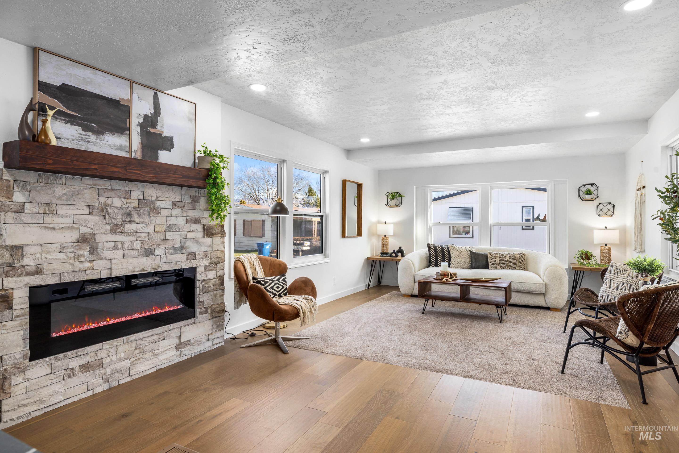 5637 Fairfax Ln, Boise, Idaho 83714, 2 Bedrooms, 1 Bathroom, Residential For Sale, Price $128,900,MLS 98970480