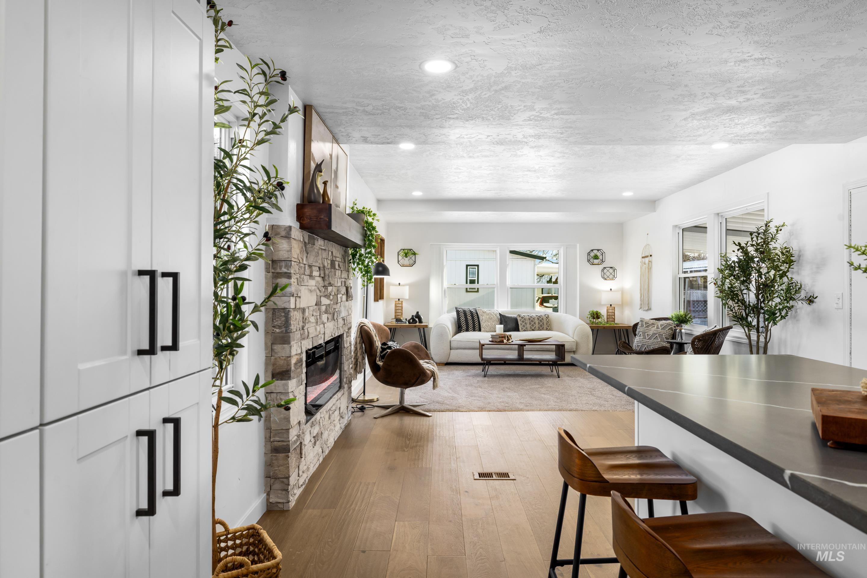 5637 Fairfax Ln, Boise, Idaho 83714, 2 Bedrooms, 1 Bathroom, Residential For Sale, Price $128,900,MLS 98970480