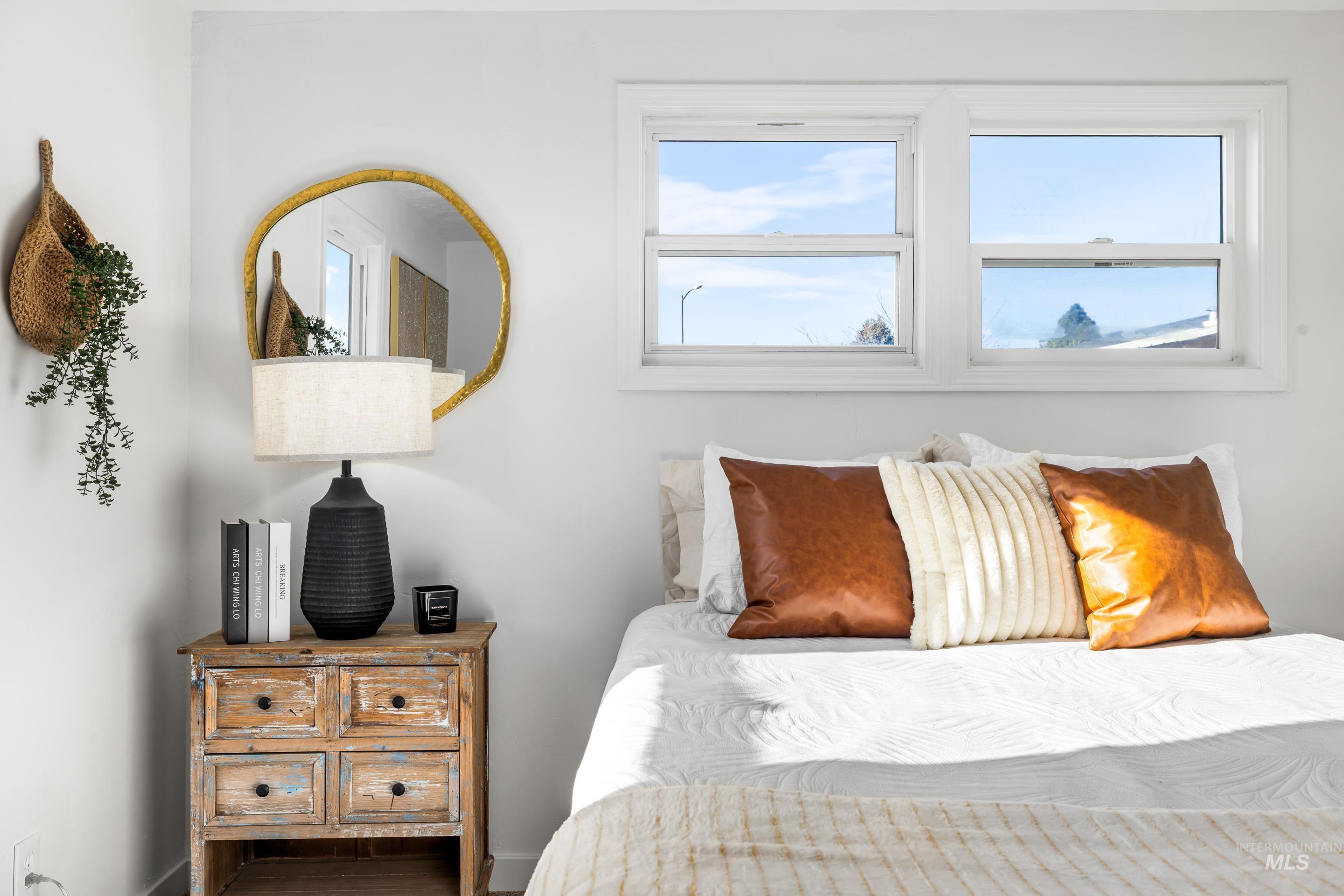 5637 Fairfax Ln, Boise, Idaho 83714, 2 Bedrooms, 1 Bathroom, Residential For Sale, Price $128,900,MLS 98970480