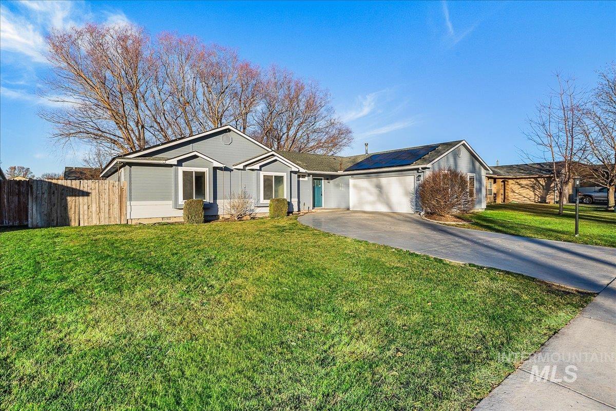 411 Hawthorne St., Nampa, Idaho 83686, 4 Bedrooms, 2 Bathrooms, Residential For Sale, Price $438,500,MLS 98970482