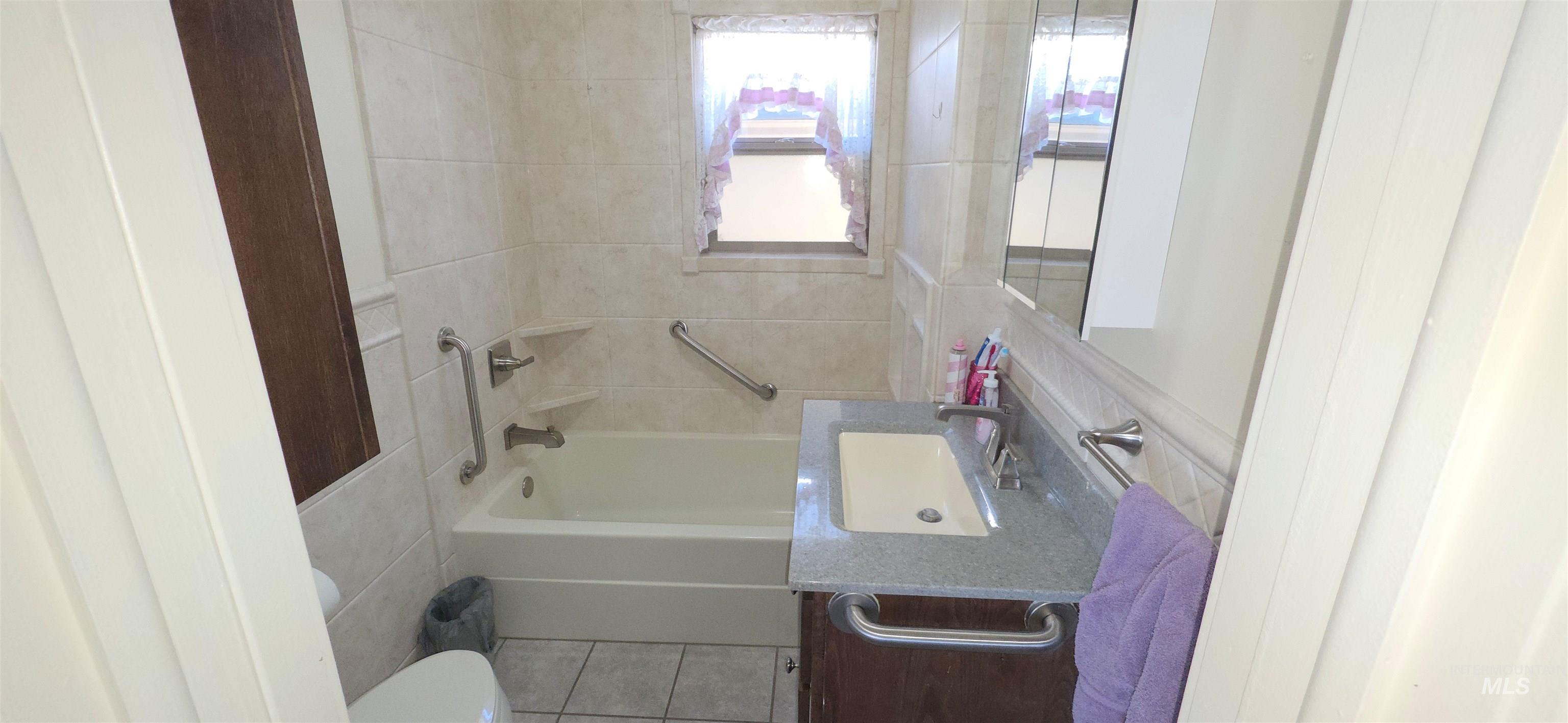 103 S 650 E, Burley, Idaho 83318, 3 Bedrooms, 2 Bathrooms, Residential For Sale, Price $385,000, 98970489