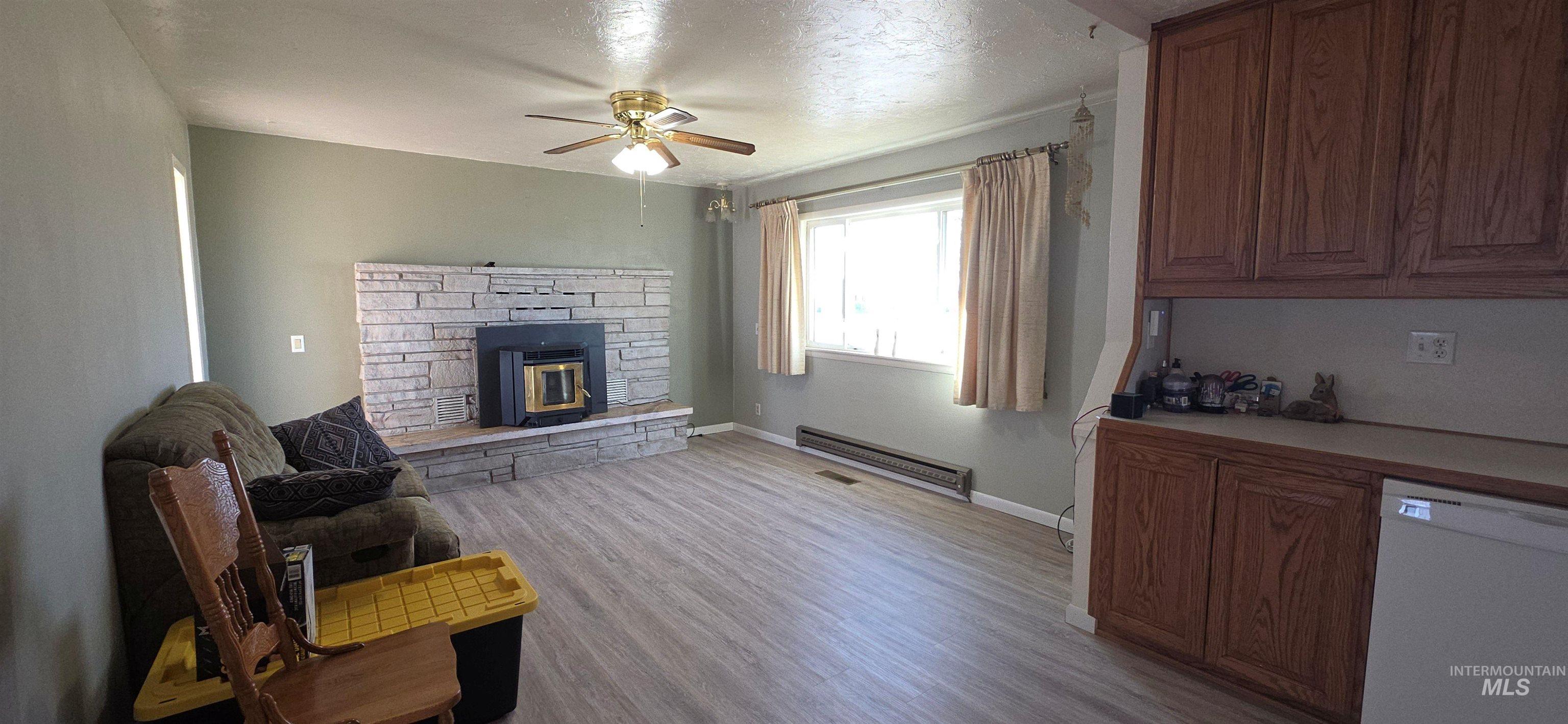 103 S 650 E, Burley, Idaho 83318, 3 Bedrooms, 2 Bathrooms, Residential For Sale, Price $385,000, 98970489